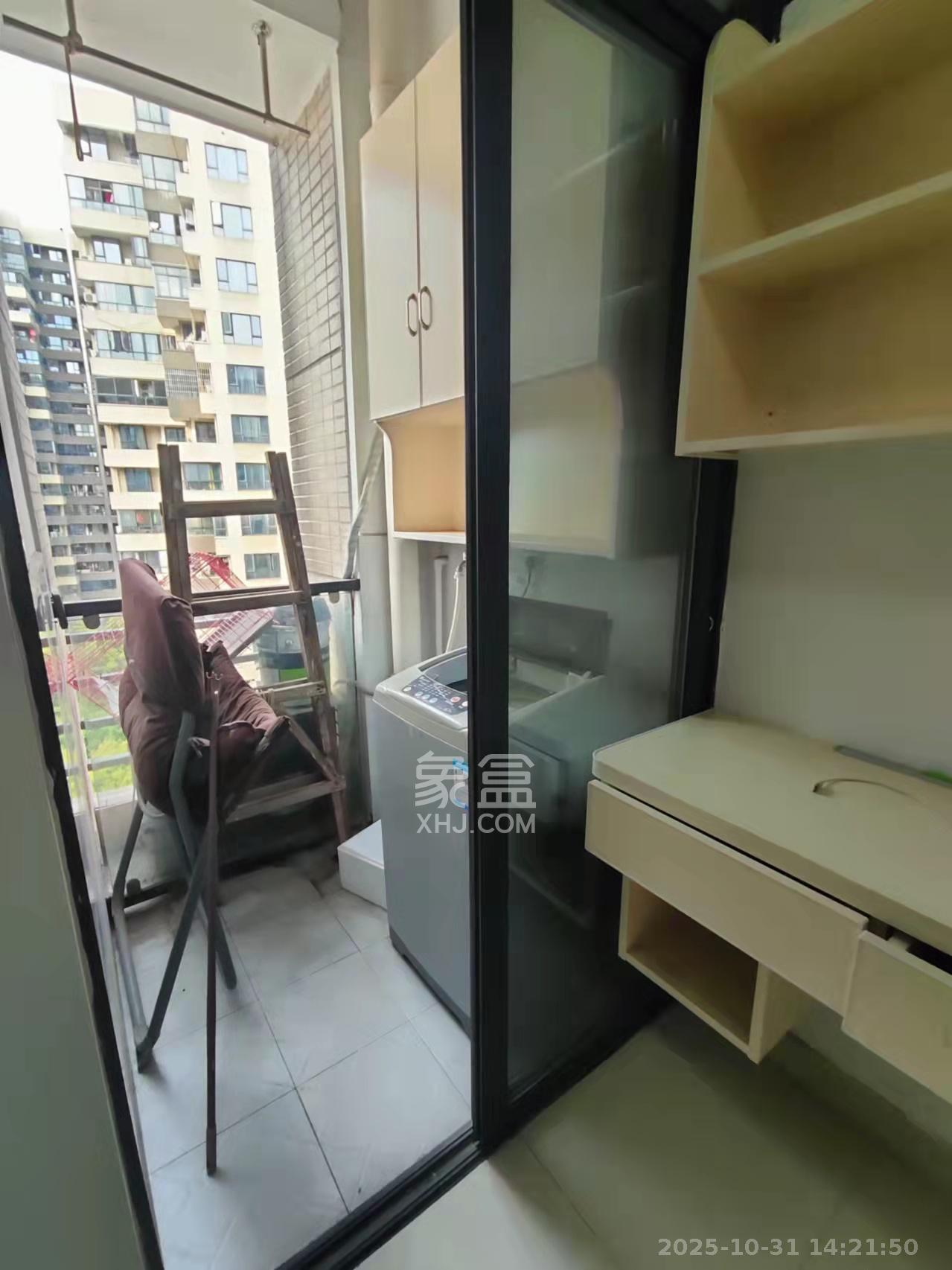 长房时代城 1室1厅1卫 1300.0元/月 长房时代城 1室1厅1卫 1300.0元/月室内图