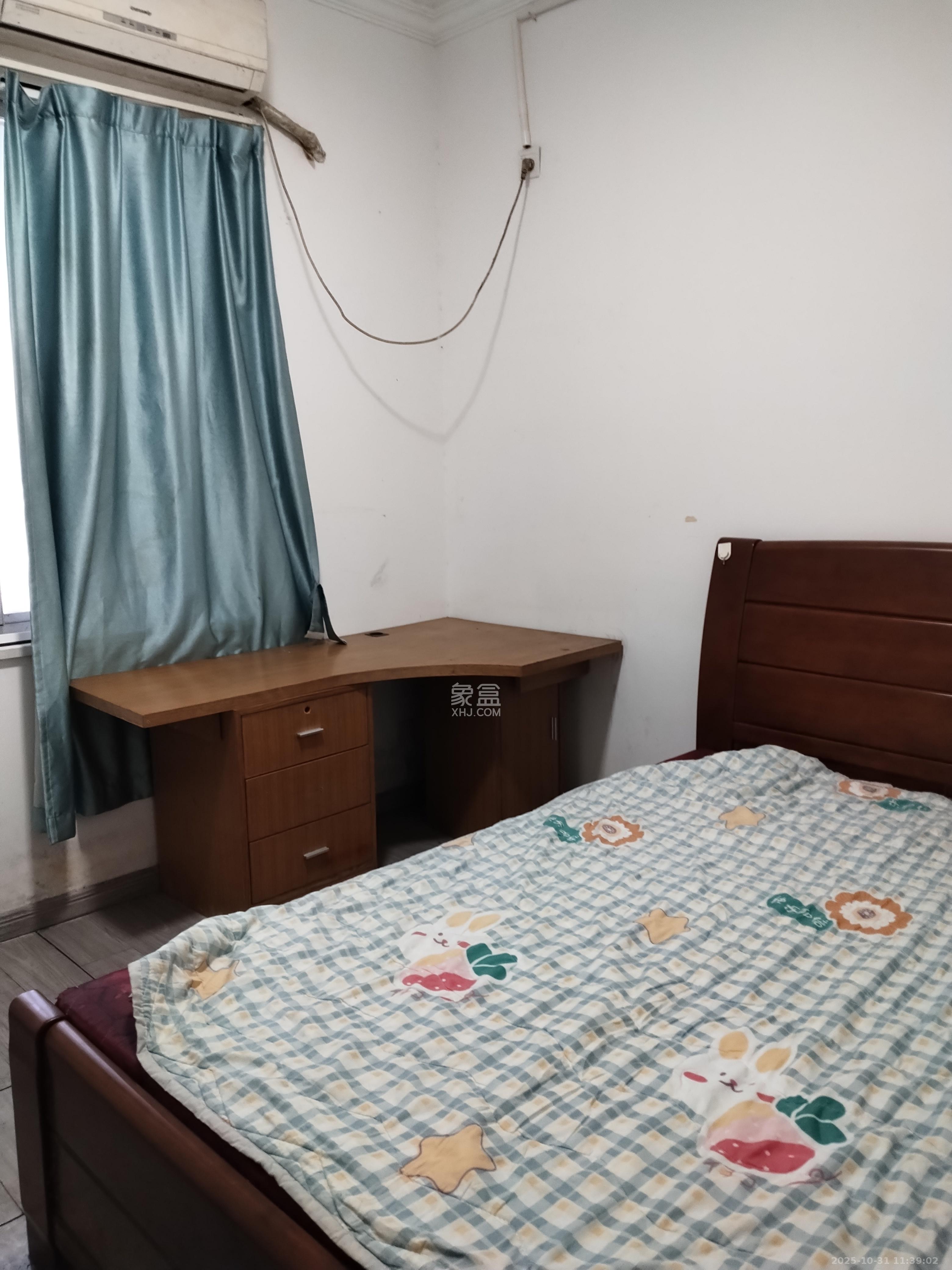 竹园公寓  3室2厅2卫    3000.0元/月 竹园公寓  3室2厅2卫    3000.0元/月室内图