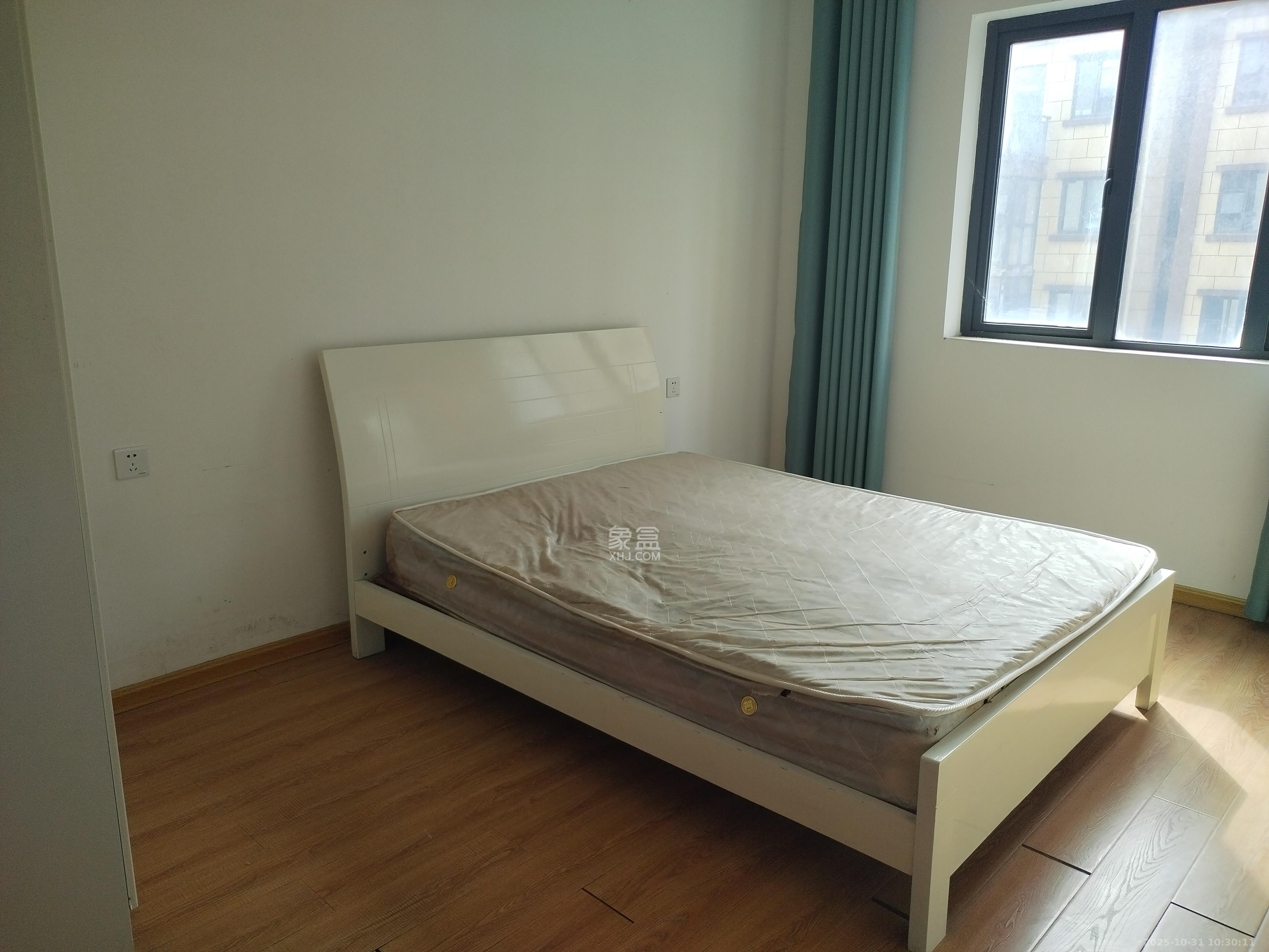 澳海澜庭 4室2厅2卫 1800.0元/月 澳海澜庭 4室2厅2卫 1800.0元/月室内图