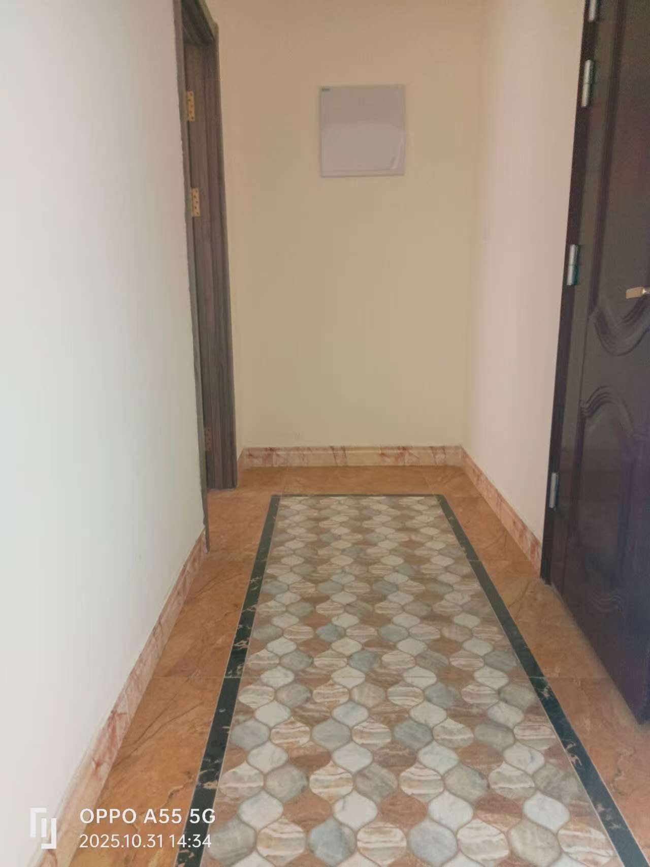 碧桂园  4室2厅2卫    2600.0元/月室内图