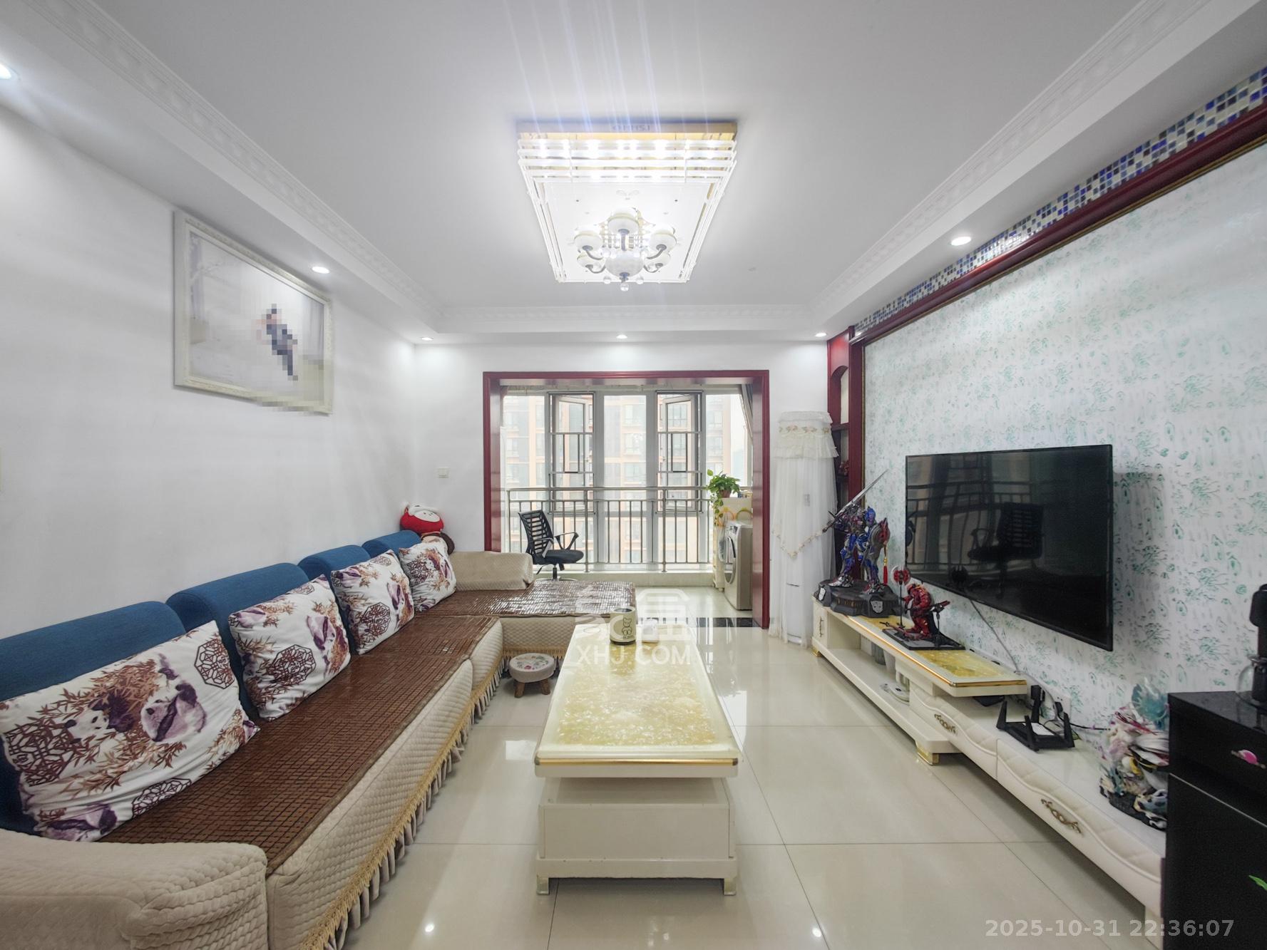 丽发新城 1室2厅1卫 66.0万 丽发新城 1室2厅1卫 66.0万客厅