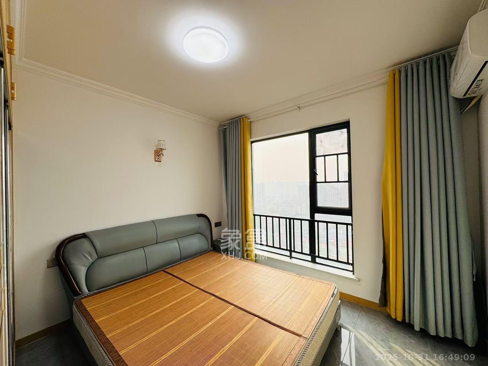 江山如画  2室2厅1卫    2600.0元/月室内图