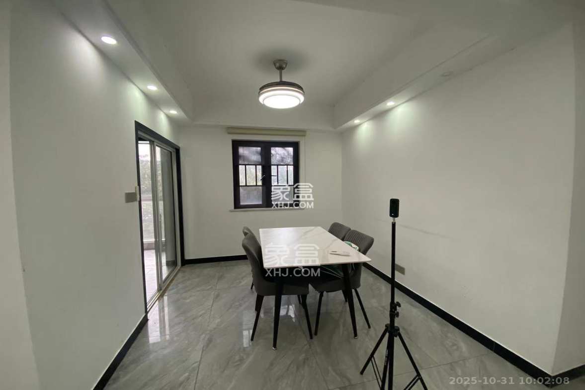 梅溪盛荟  3室2厅2卫    3200.0元/月 梅溪盛荟  3室2厅2卫    3200.0元/月室内图