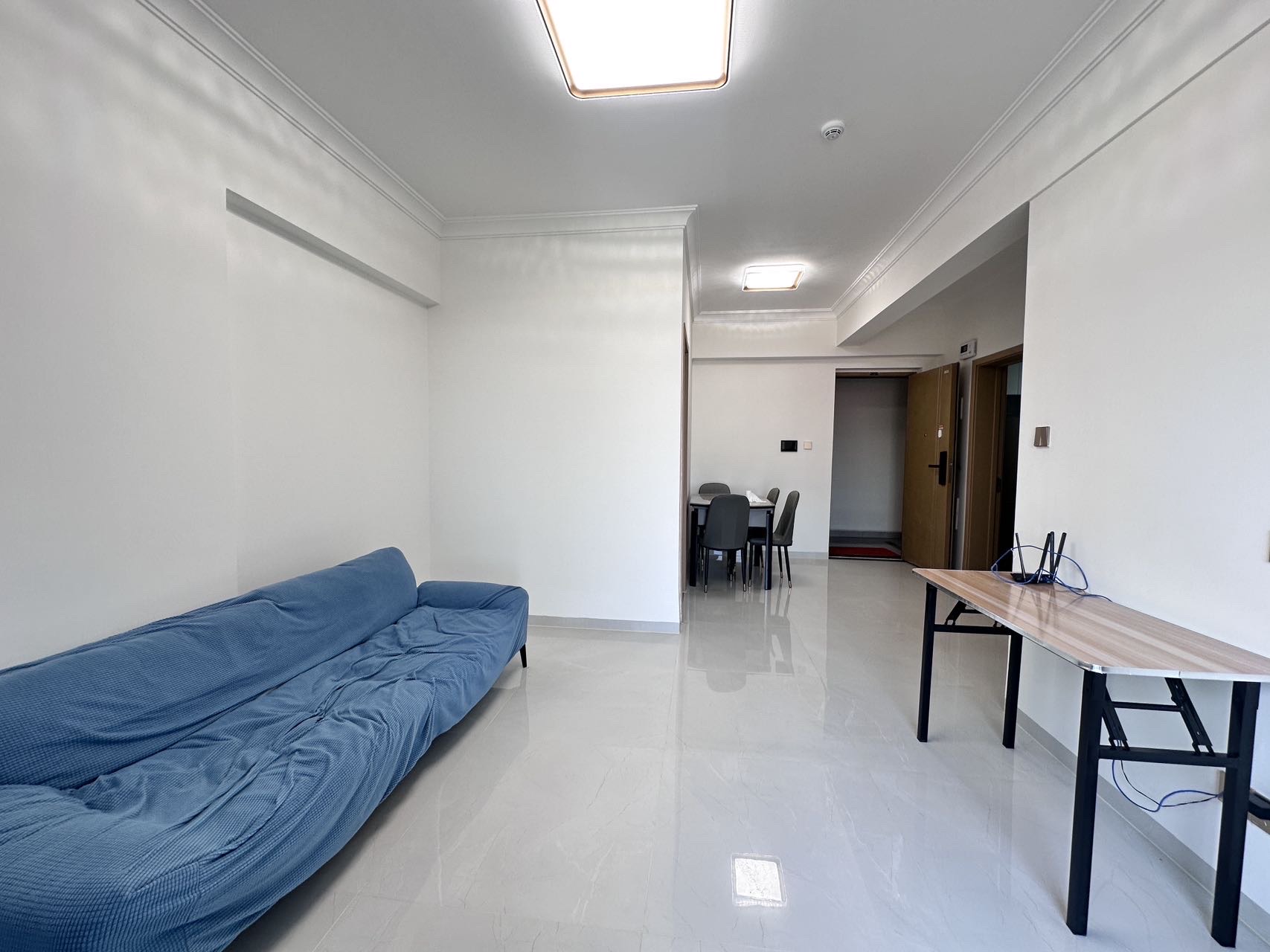 金龙城市广场二期  2室1厅1卫    2900.0元/月室内图