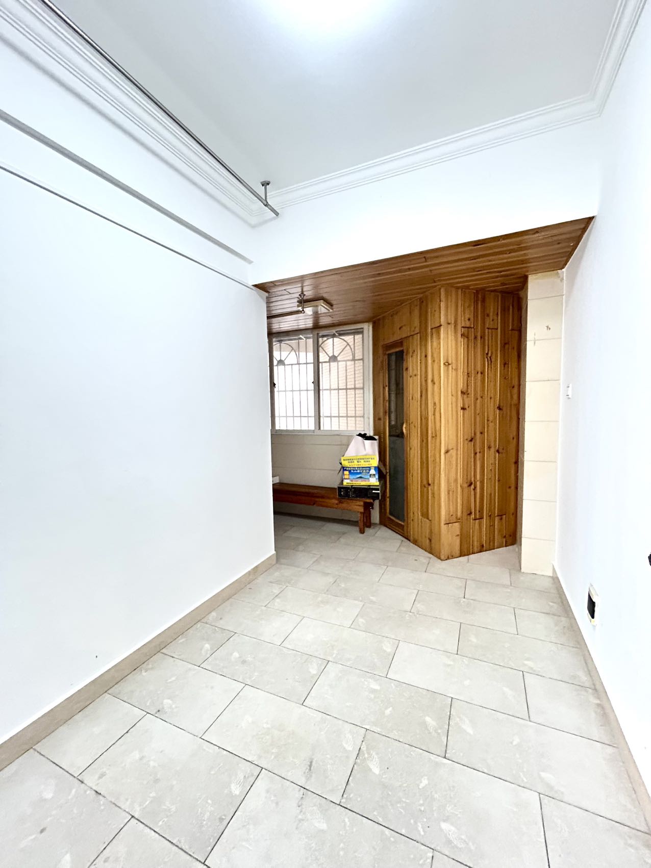 半山花园 4室2厅1卫 6500.0元/月 半山花园 4室2厅1卫 6500.0元/月室内图