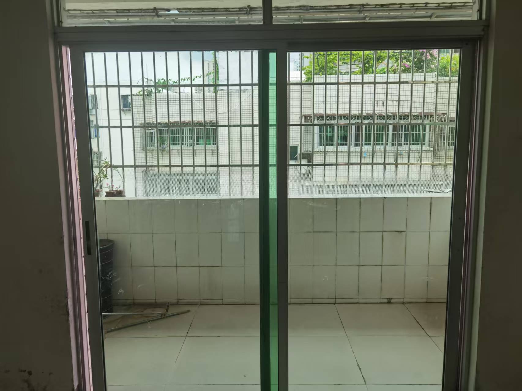 裕丰公寓  3室2厅1卫    2000.0元/月