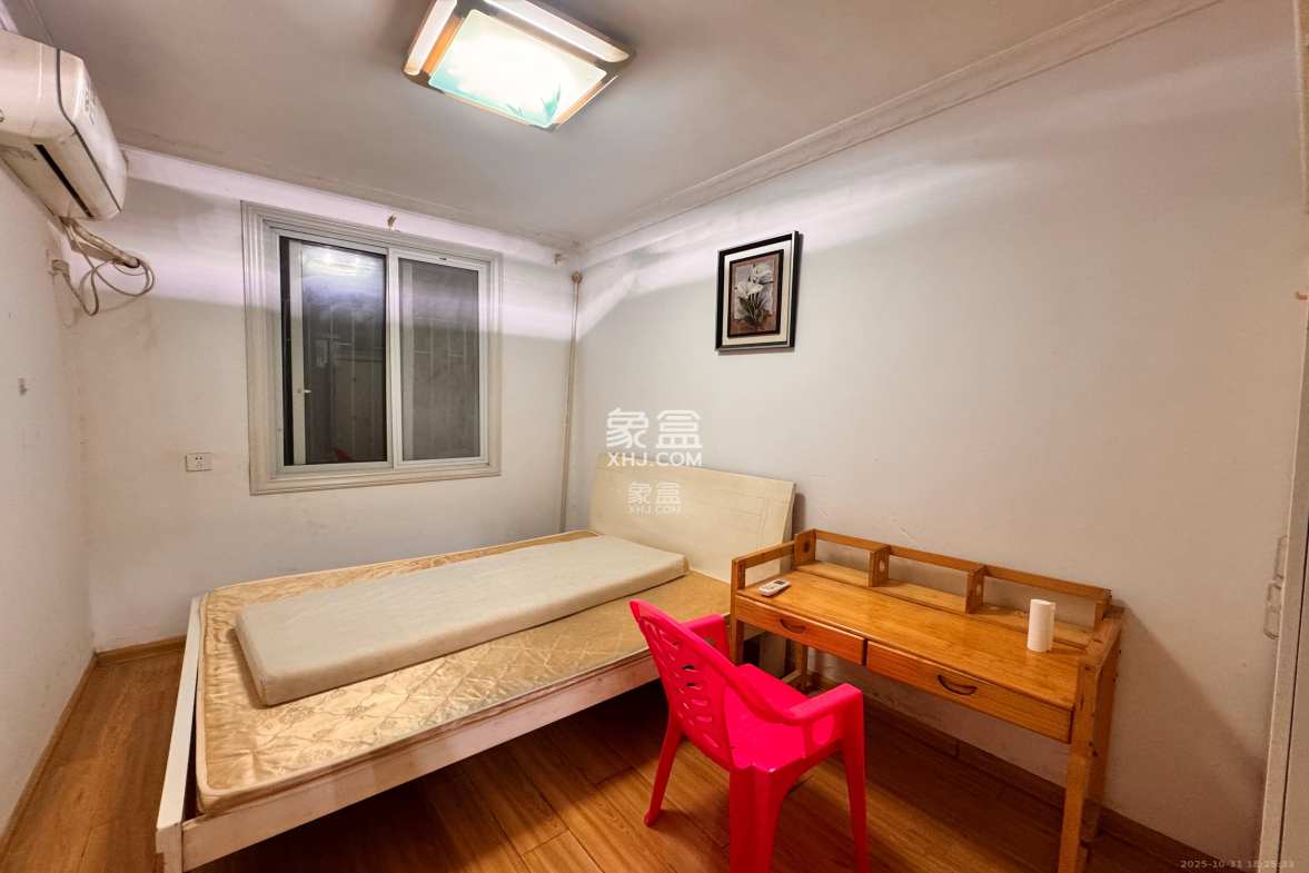 涂家冲社区(涂新小区、农商银行宿舍) 2室1厅1卫 1700.0元/月 涂家冲社区(涂新小区、农商银行宿舍) 2室1厅1卫 1700.0元/月室内图