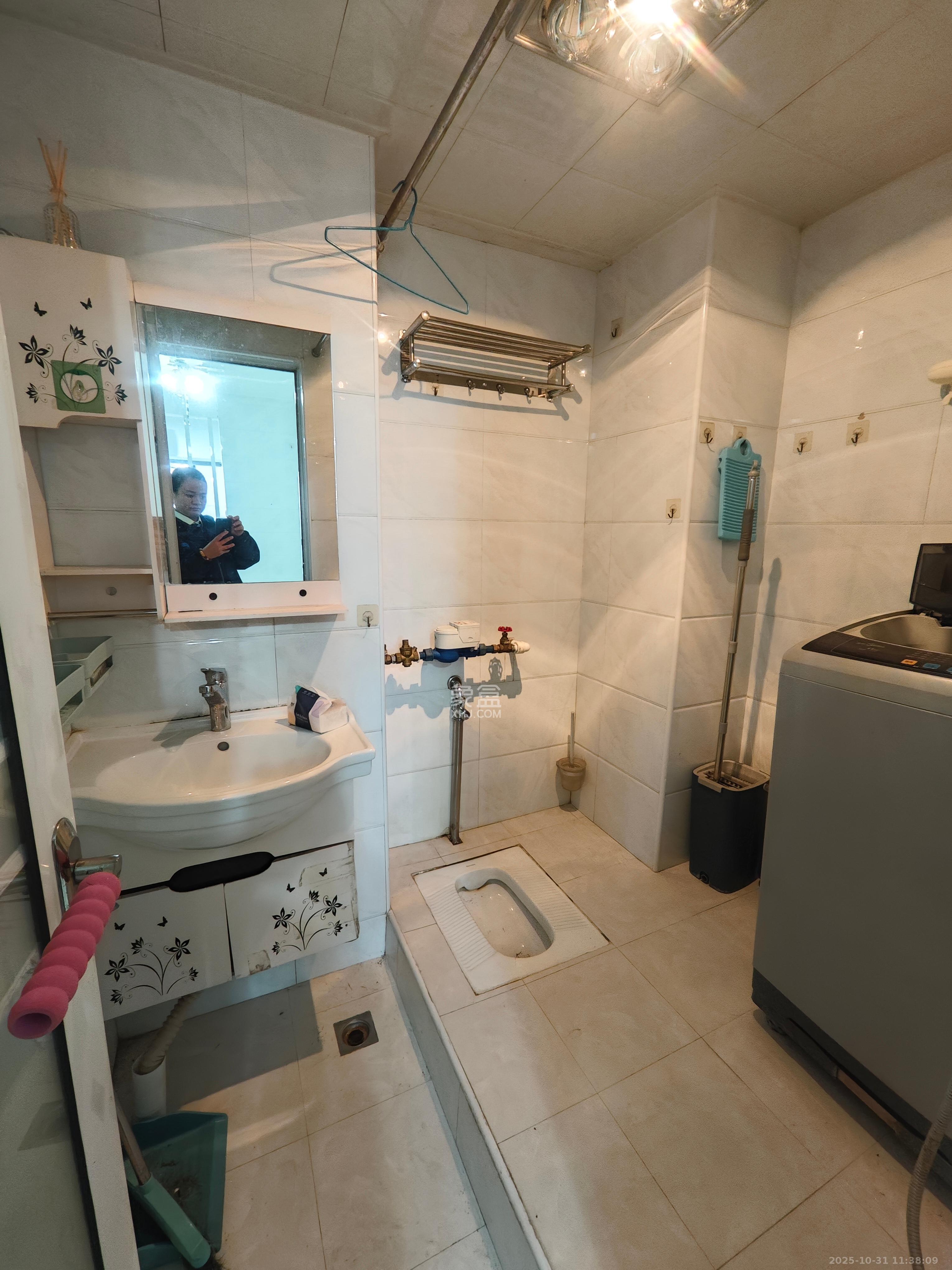 湘域相遇  1室1厅1卫    1700.0元/月室内图