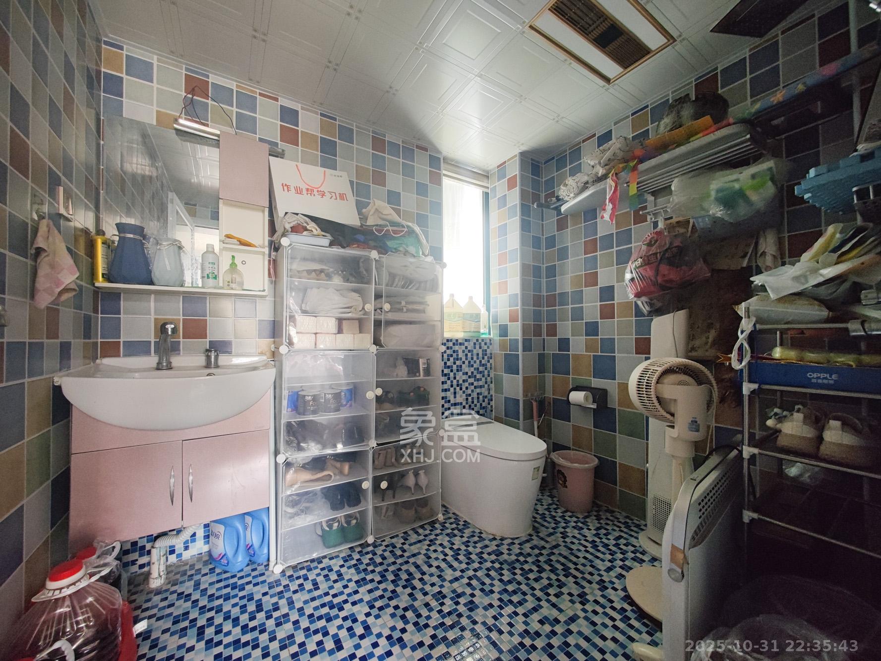 华盛世纪新城  4室2厅2卫    115.0万卧室