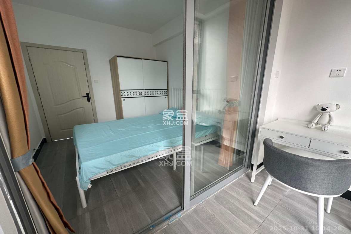 汇景豪庭 3室1厅1卫 2800.0元/月 汇景豪庭 3室1厅1卫 2800.0元/月室内图