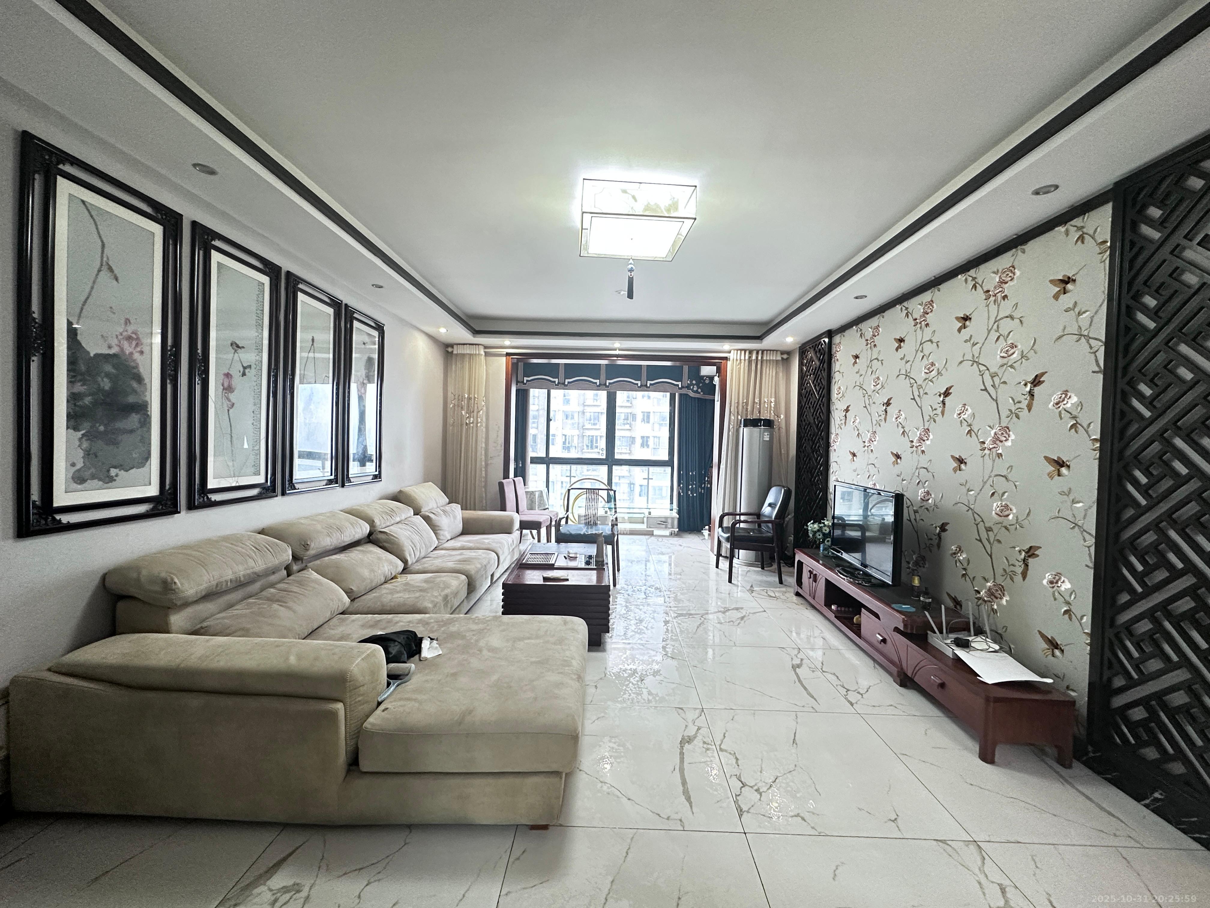 湘江世纪城悦江苑  3室2厅2卫    3000.0元/月 湘江世纪城悦江苑  3室2厅2卫    3000.0元/月室内图