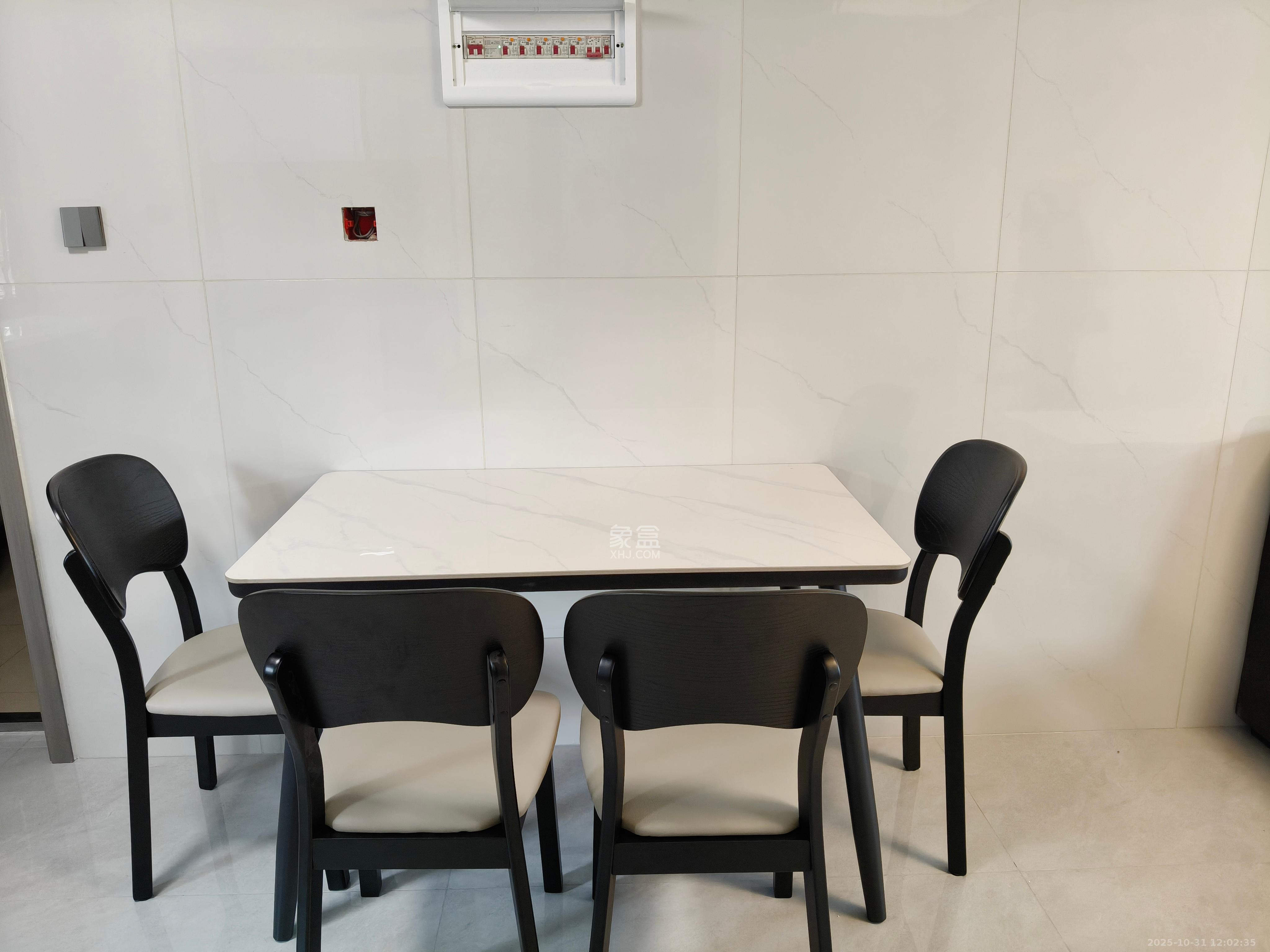 和景家园一期  2室2厅1卫    1850.0元/月室内图