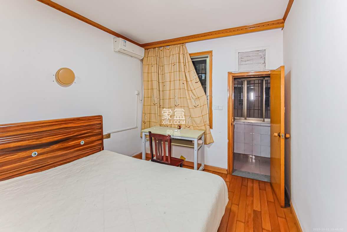 南门口散盘 2室1厅1卫 45.0万 南门口散盘 2室1厅1卫 45.0万卧室