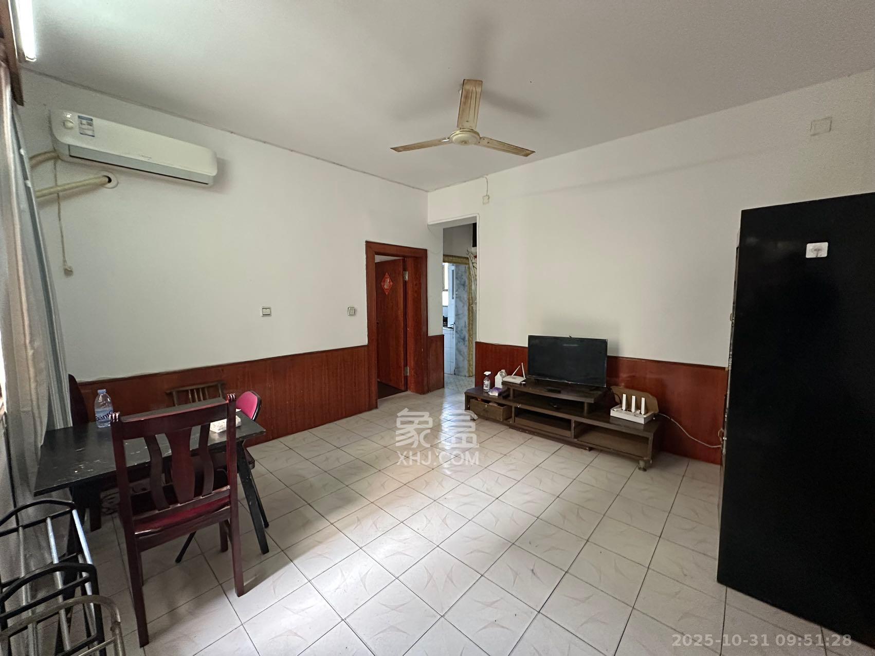 毛家桥湘运宿舍(毛家桥39号)  2室1厅1卫    1500.0元/月 毛家桥湘运宿舍(毛家桥39号)  2室1厅1卫    1500.0元/月