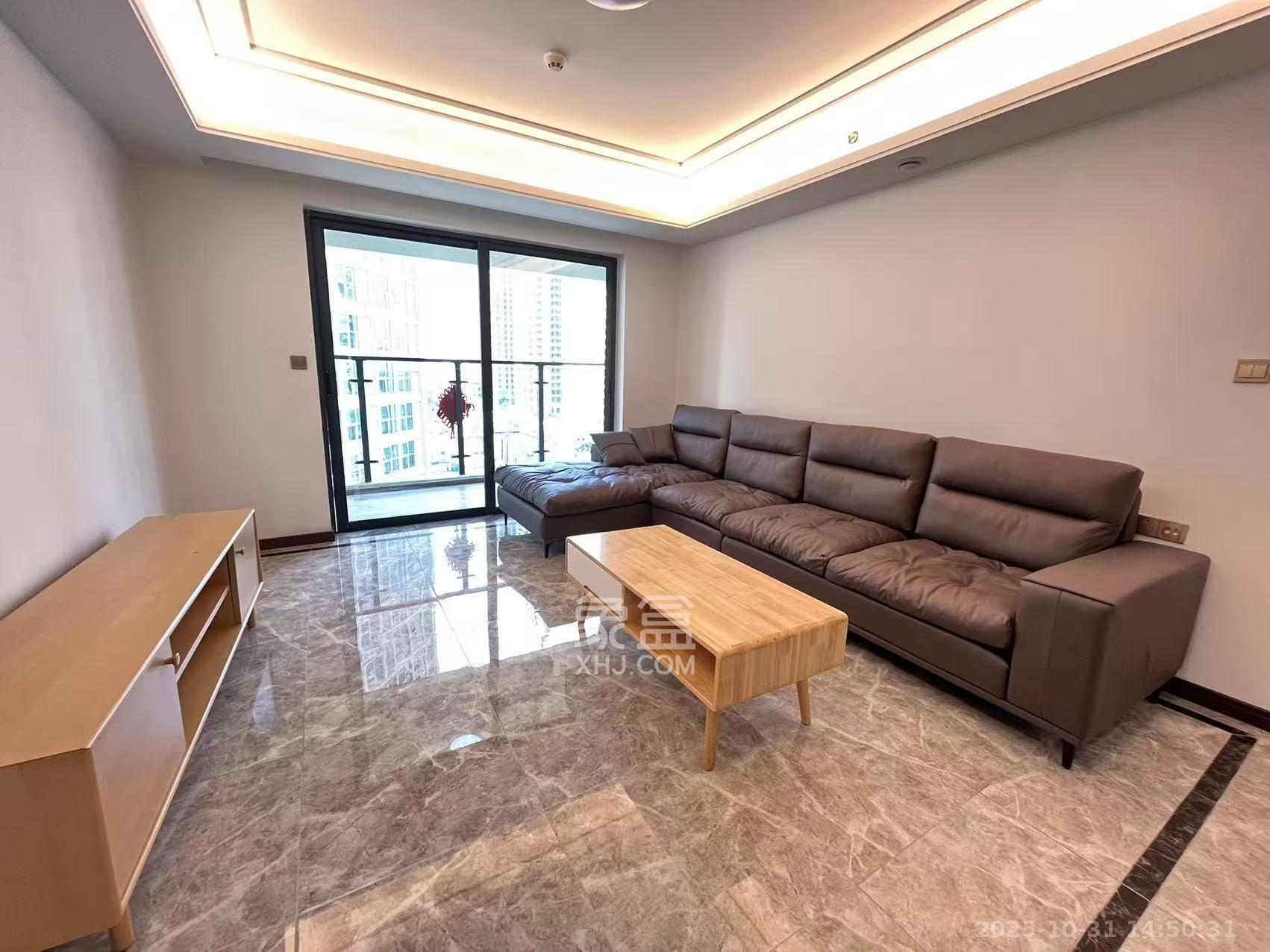 绿地长沙城际空间站(绿地新里佳苑)  4室2厅2卫    4200.0元/月 绿地长沙城际空间站(绿地新里佳苑)  4室2厅2卫    4200.0元/月室内图