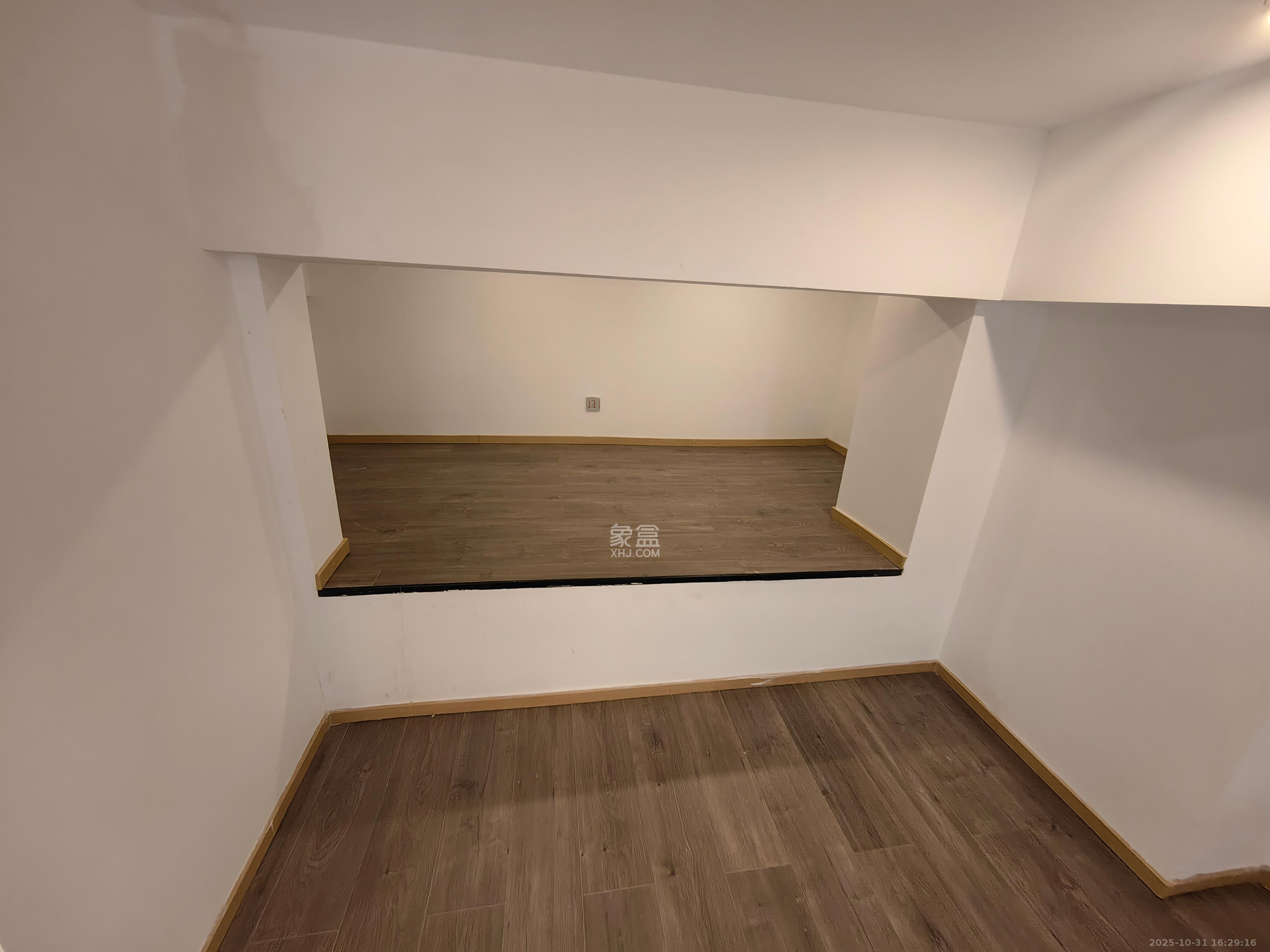 正荣梅溪紫阙台  2室1厅1卫    1500.0元/月 正荣梅溪紫阙台  2室1厅1卫    1500.0元/月室内图