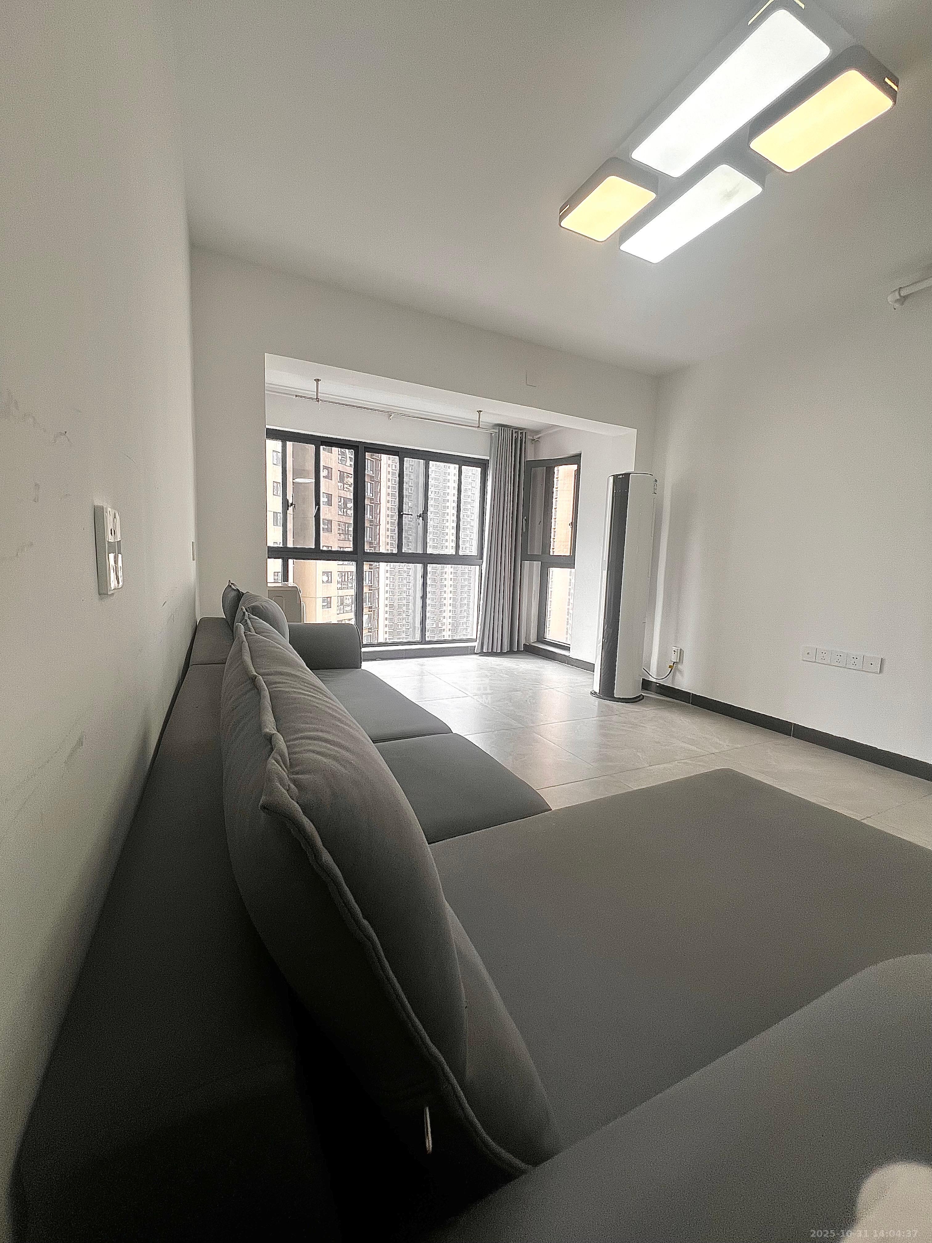 北辰三角洲C2区  3室1厅1卫    3200.0元/月室内图