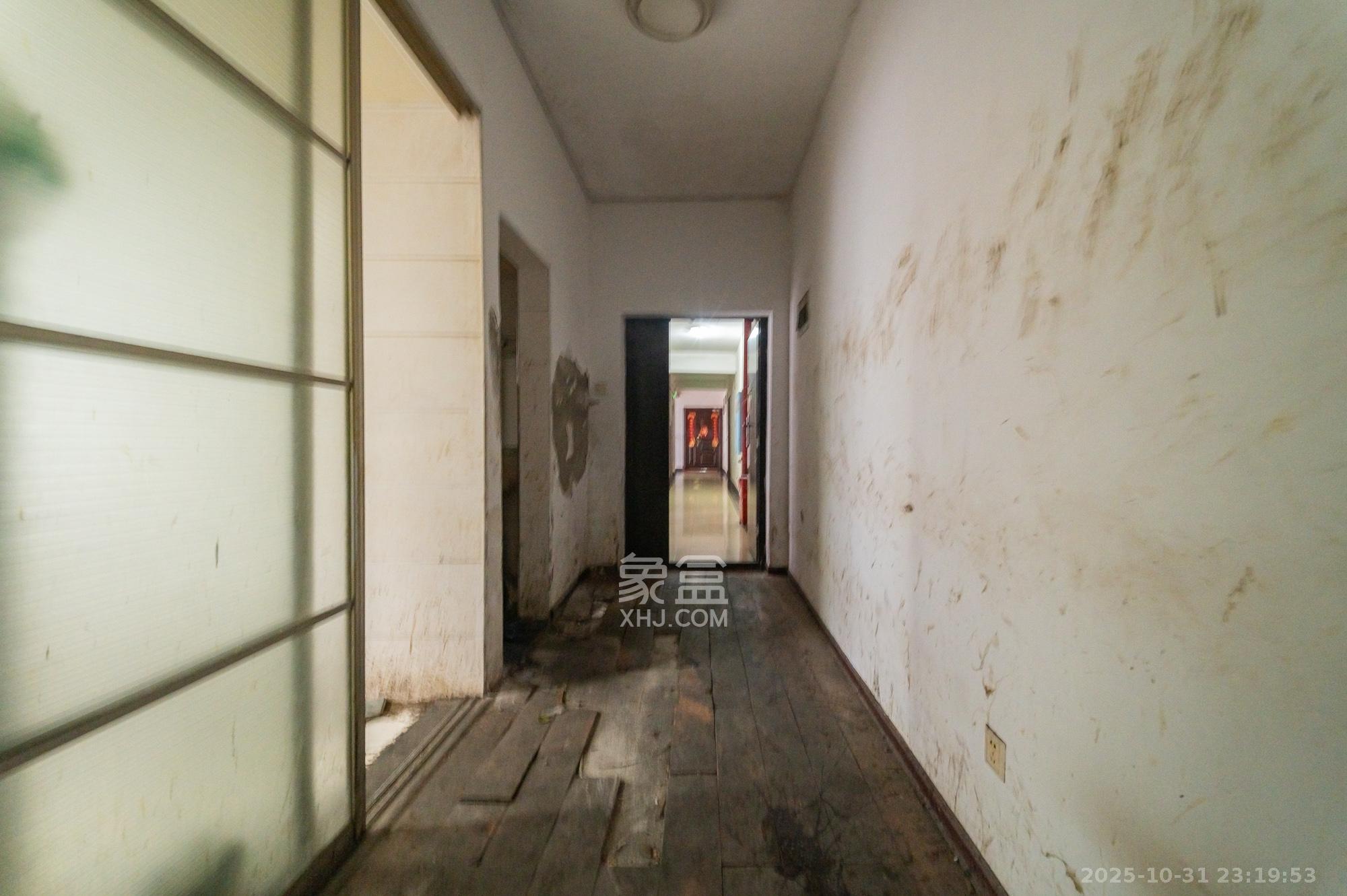 星邮公寓 4室2厅2卫 79.8万 星邮公寓 4室2厅2卫 79.8万其他