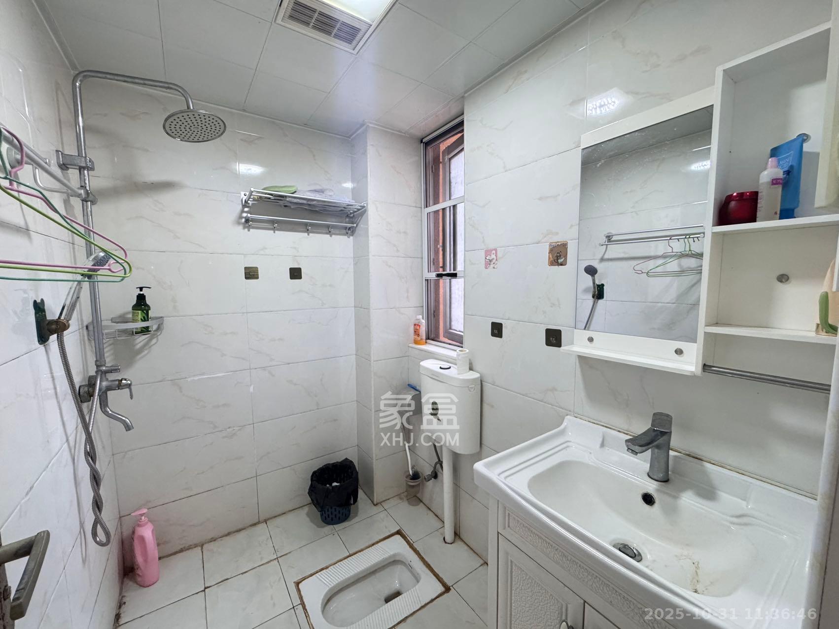 荣盛花语城  1室0厅0卫    1800.0元/月 荣盛花语城  1室0厅0卫    1800.0元/月室内图