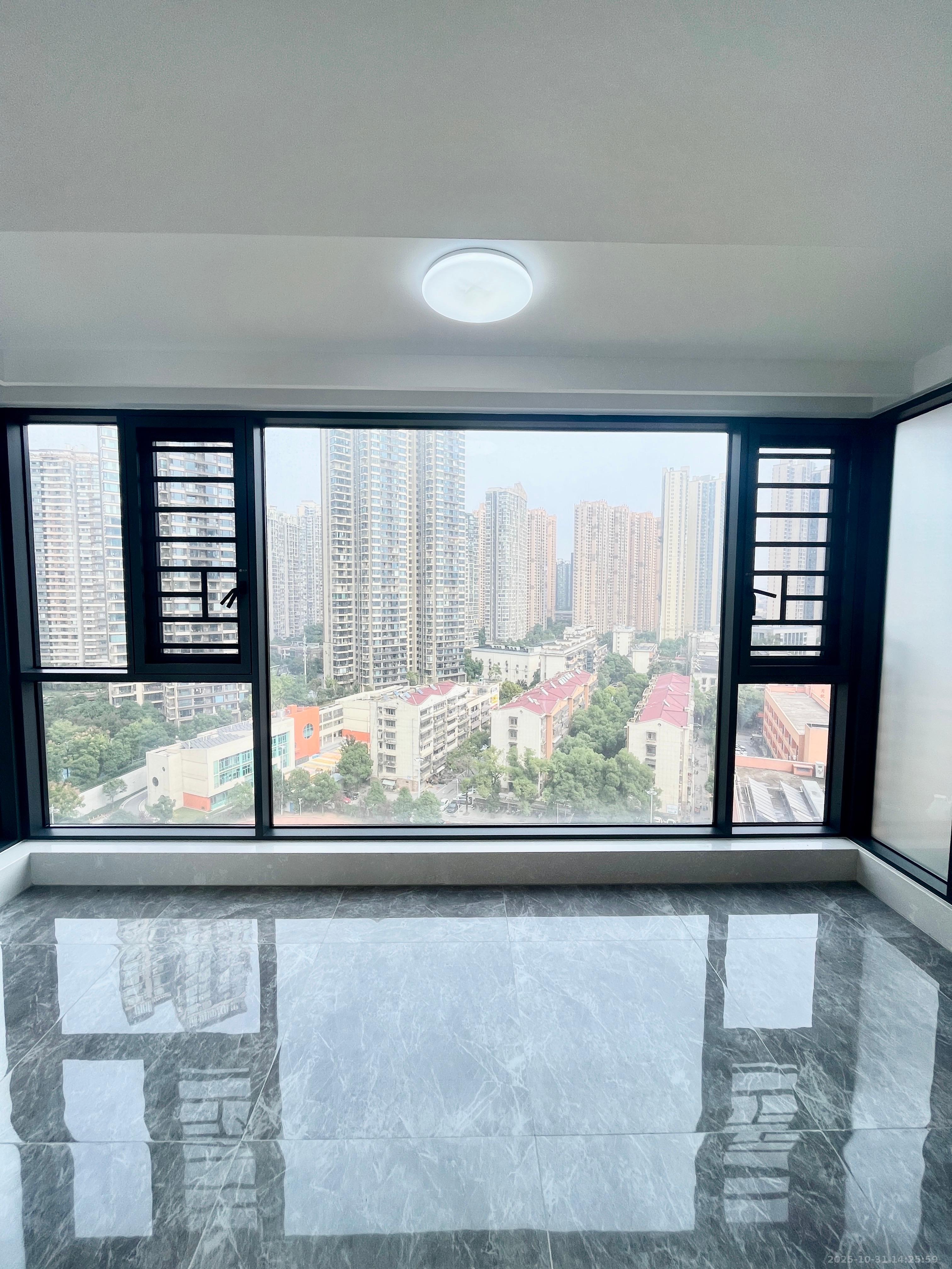 北辰瀚江府  4室2厅2卫    7800.0元/月 北辰瀚江府  4室2厅2卫    7800.0元/月室内图