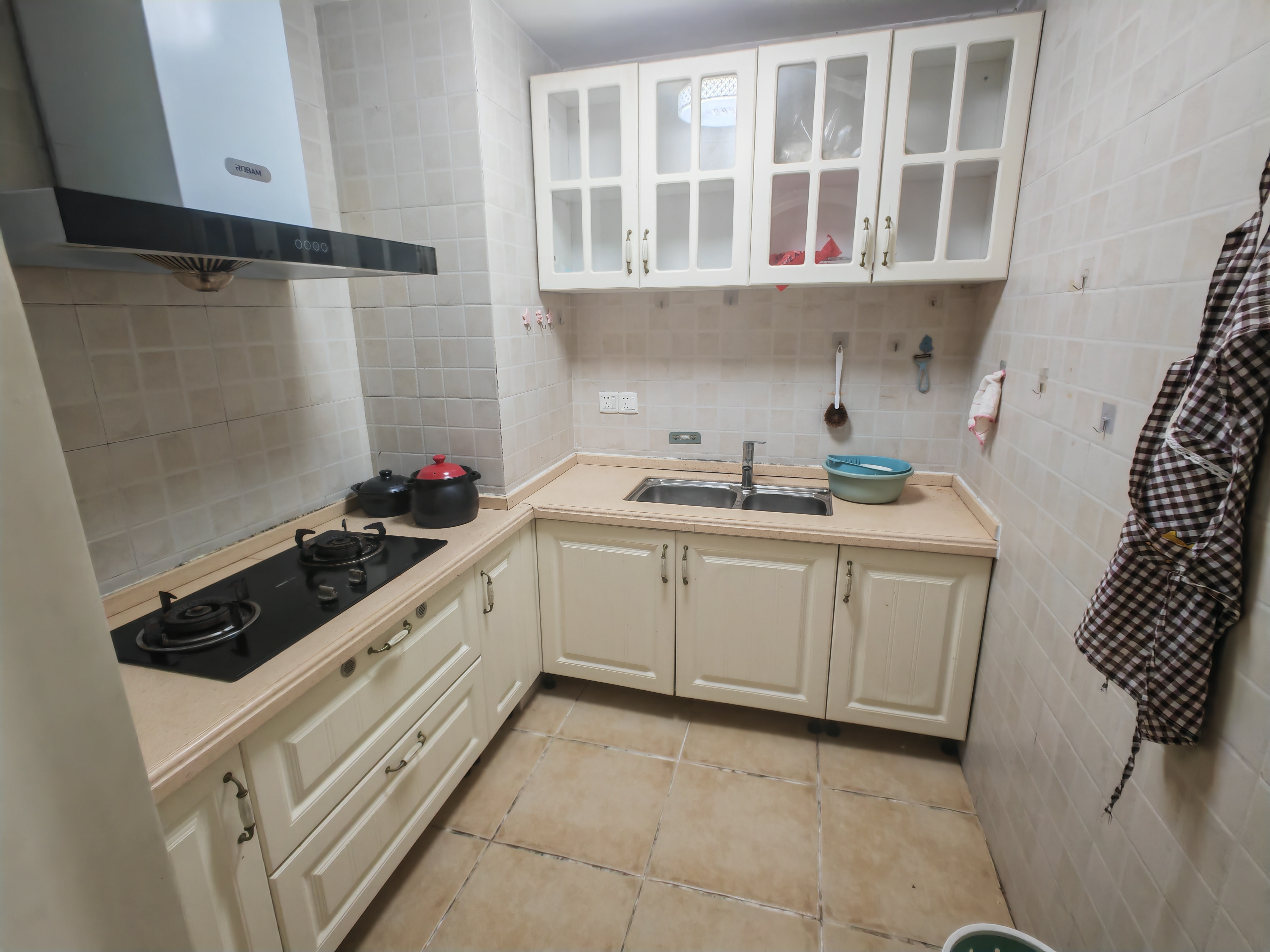 国兴城(C区) 2室2厅1卫 2600.0元/月 国兴城(C区) 2室2厅1卫 2600.0元/月室内图