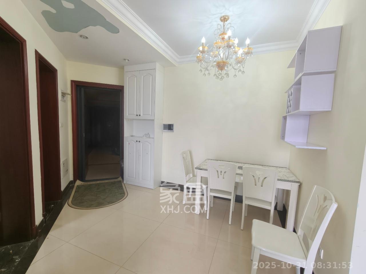 恒大翡翠华庭 2室2厅1卫 2000.0元/月 恒大翡翠华庭 2室2厅1卫 2000.0元/月室内图