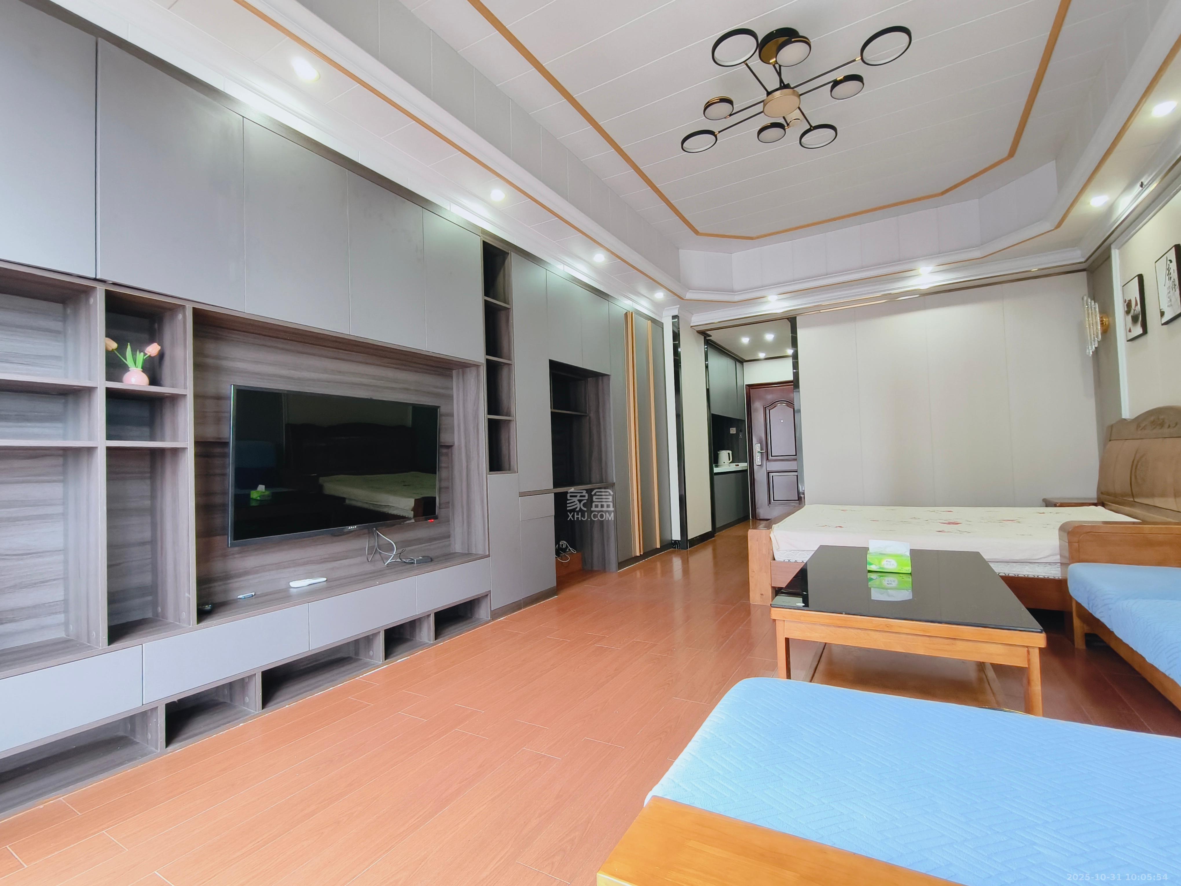 东方美地  1室1厅1卫    1600.0元/月 东方美地  1室1厅1卫    1600.0元/月室内图