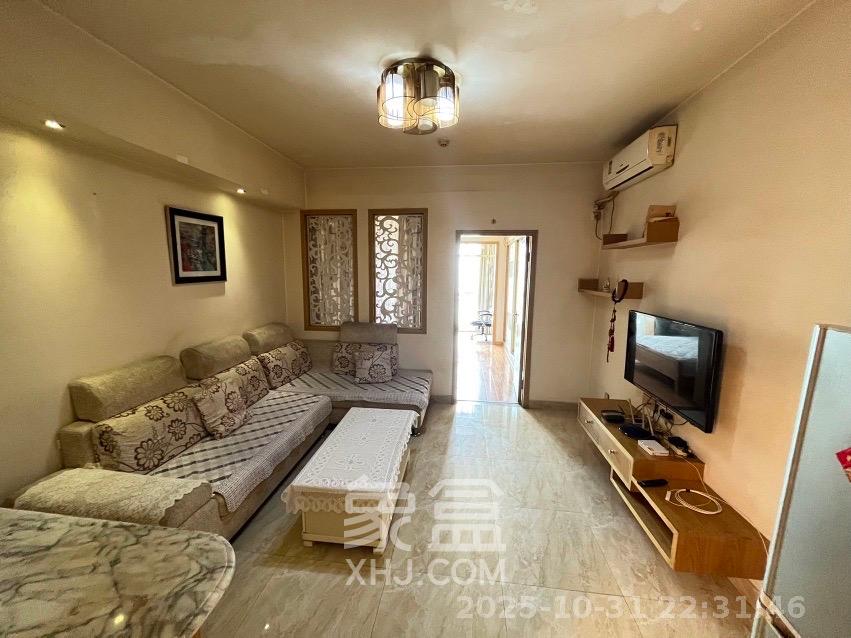 天心华庭  1室1厅1卫    2000.0元/月