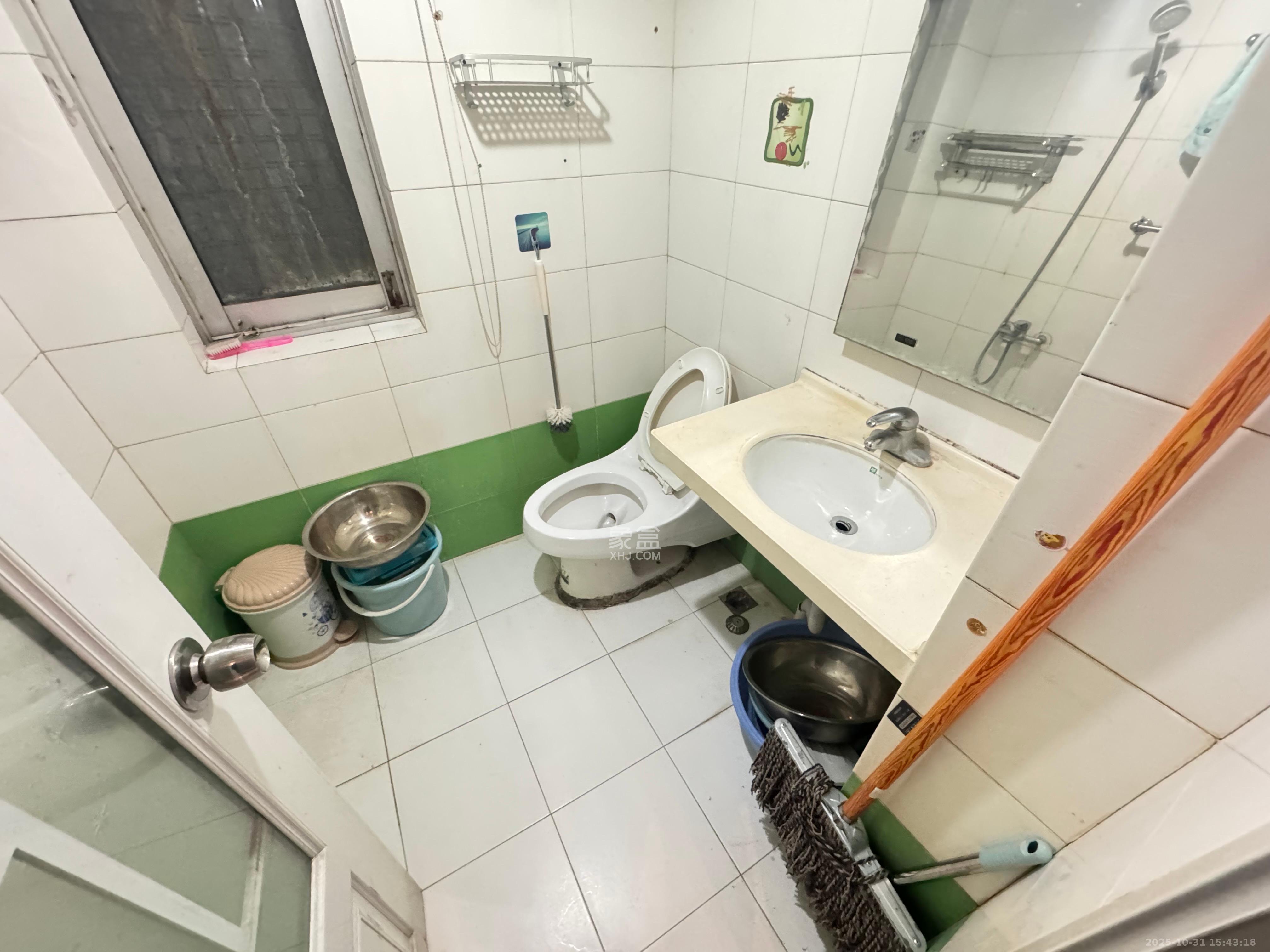 省政府机关梓园住宅区 2室2厅1卫 1900.0元/月 省政府机关梓园住宅区 2室2厅1卫 1900.0元/月室内图