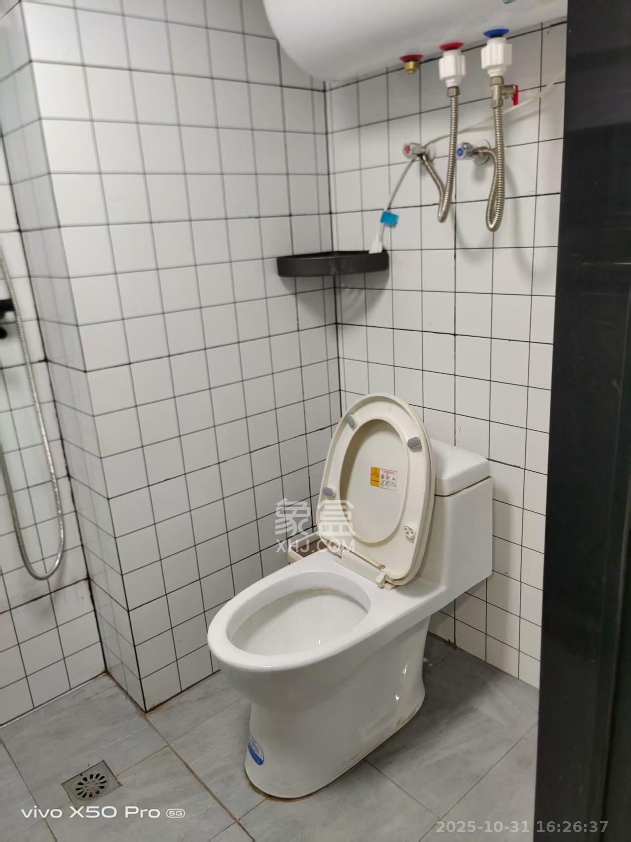 保利恒伟时光印象  1室1厅1卫    1100.0元/月 保利恒伟时光印象  1室1厅1卫    1100.0元/月室内图