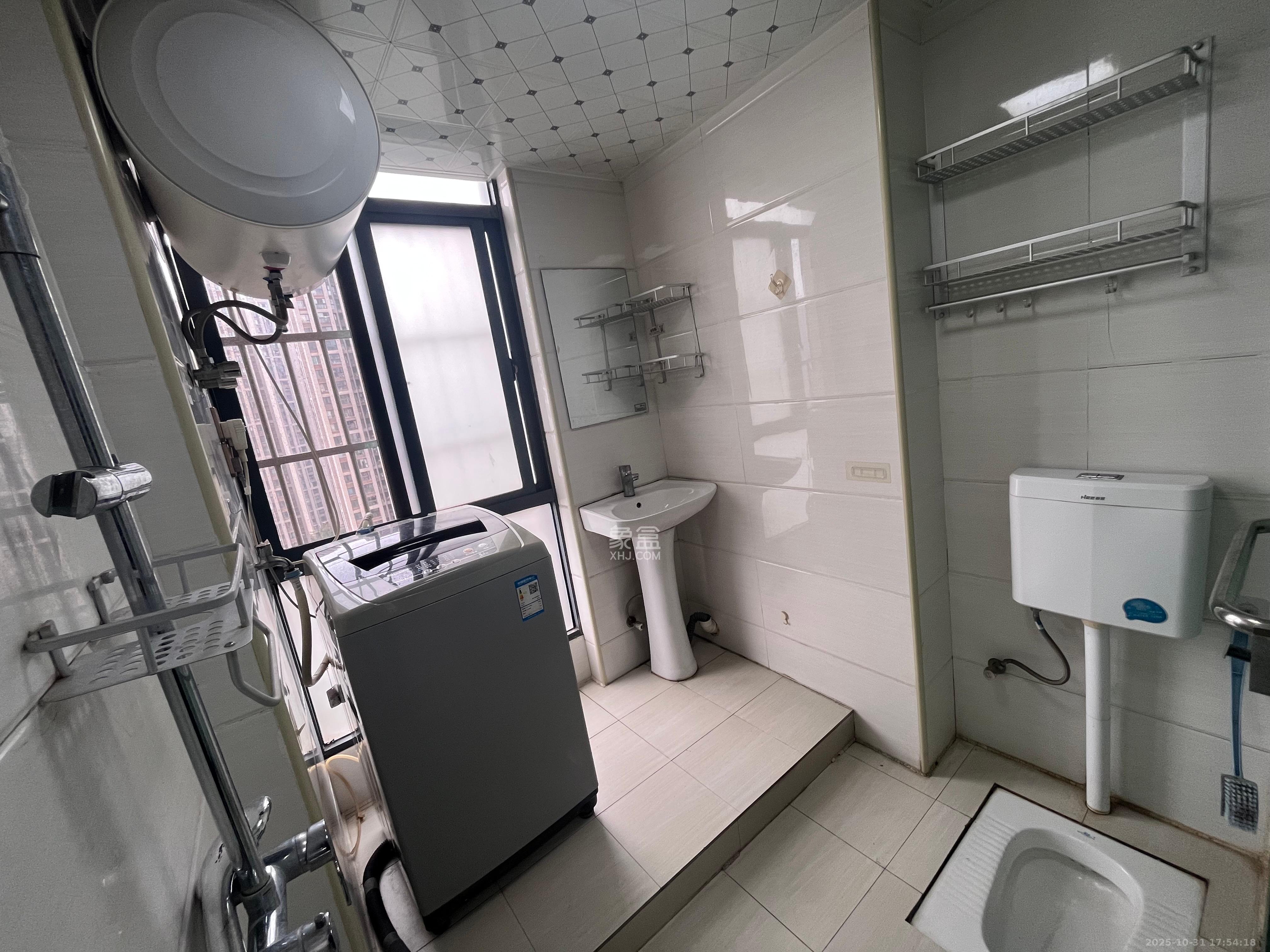 嘉顺苑 1室2厅1卫 1800.0元/月 嘉顺苑 1室2厅1卫 1800.0元/月室内图