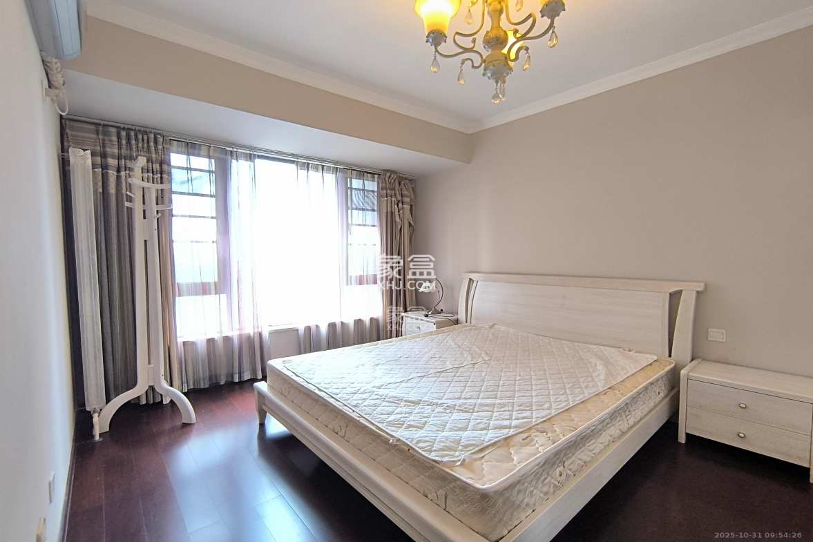 中海国际一期 1室0厅0卫 2200.0元/月 中海国际一期 1室0厅0卫 2200.0元/月室内图