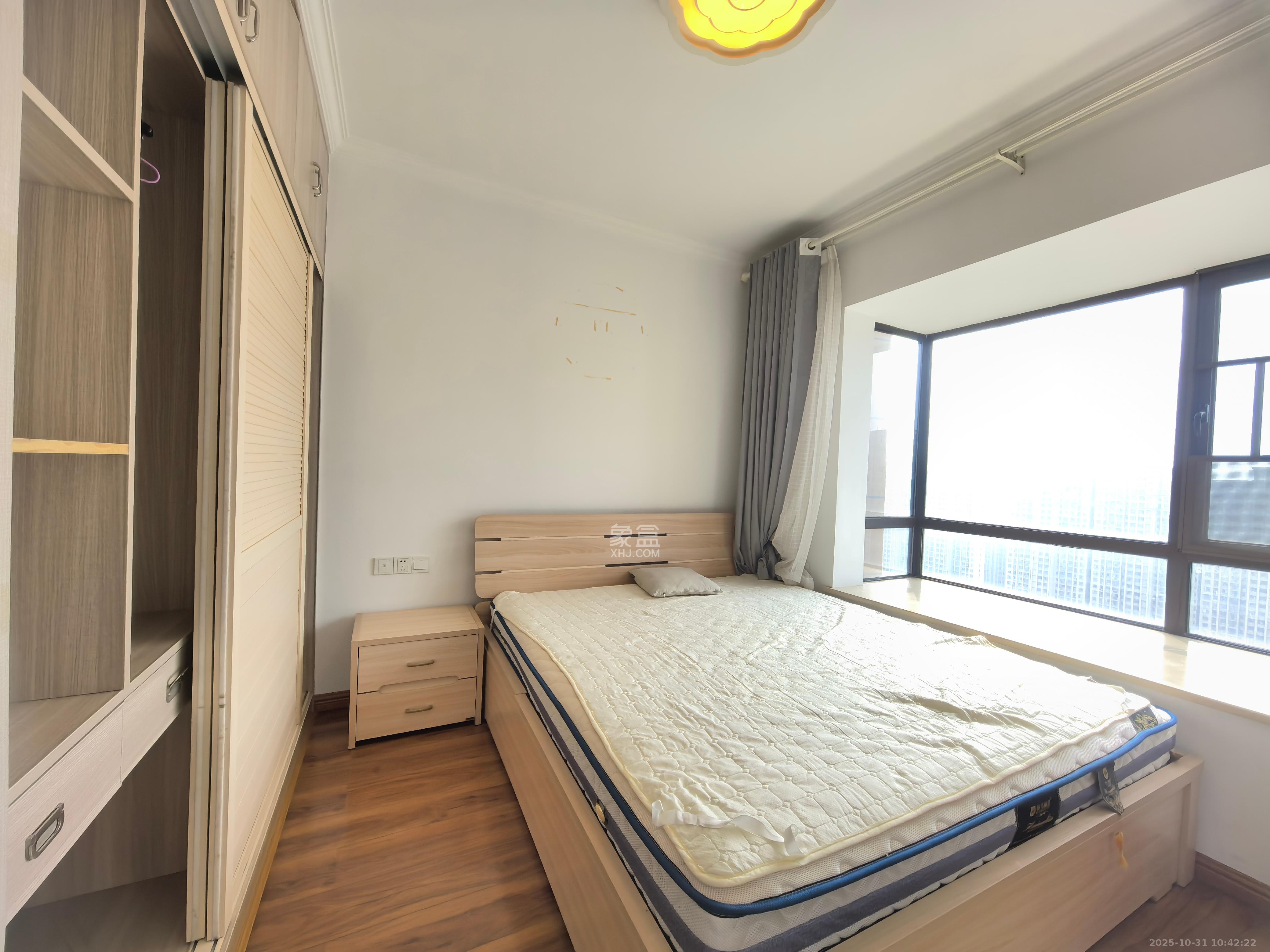 光明E城 2室2厅1卫 2400.0元/月 光明E城 2室2厅1卫 2400.0元/月室内图