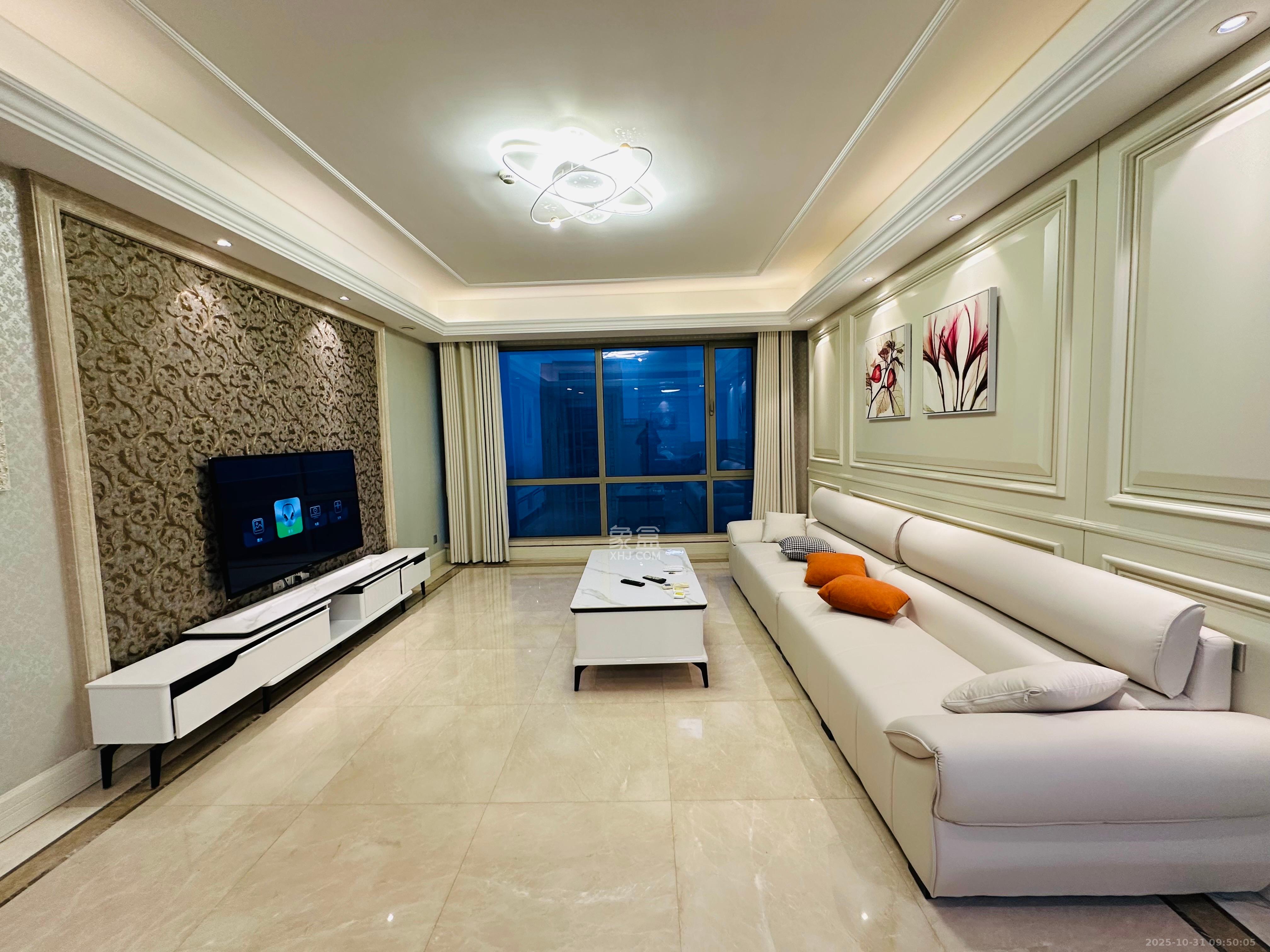 梅溪湖金茂府（金茂广场）（金茂览秀城）  4室2厅2卫    4600.0元/月