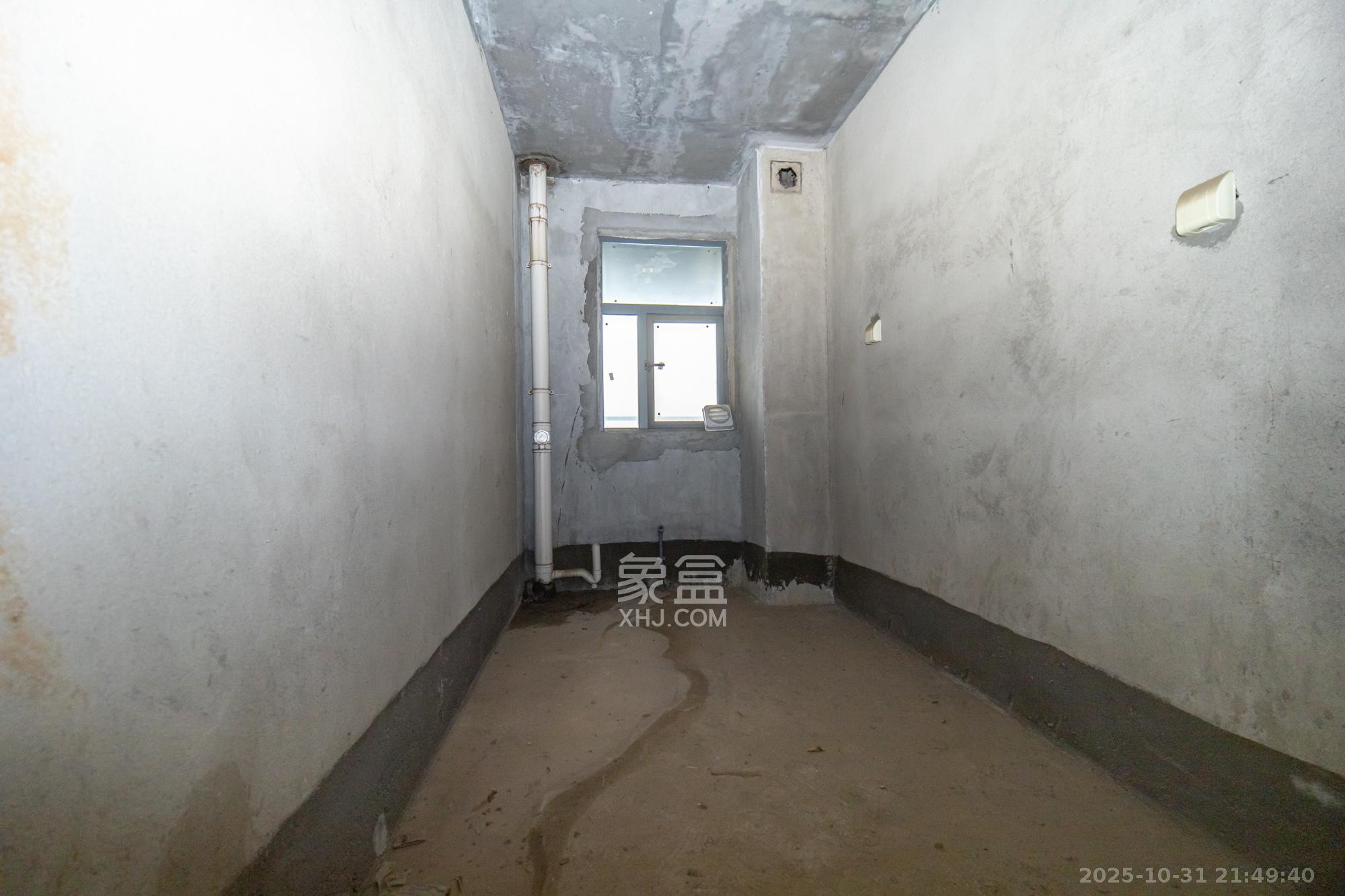 长永佳苑  3室2厅1卫    32.8万厨房