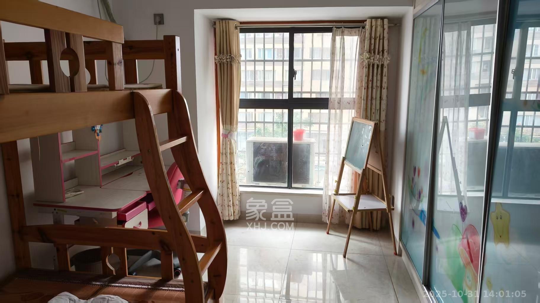 万科魅力之城  3室1厅1卫    2500.0元/月室内图