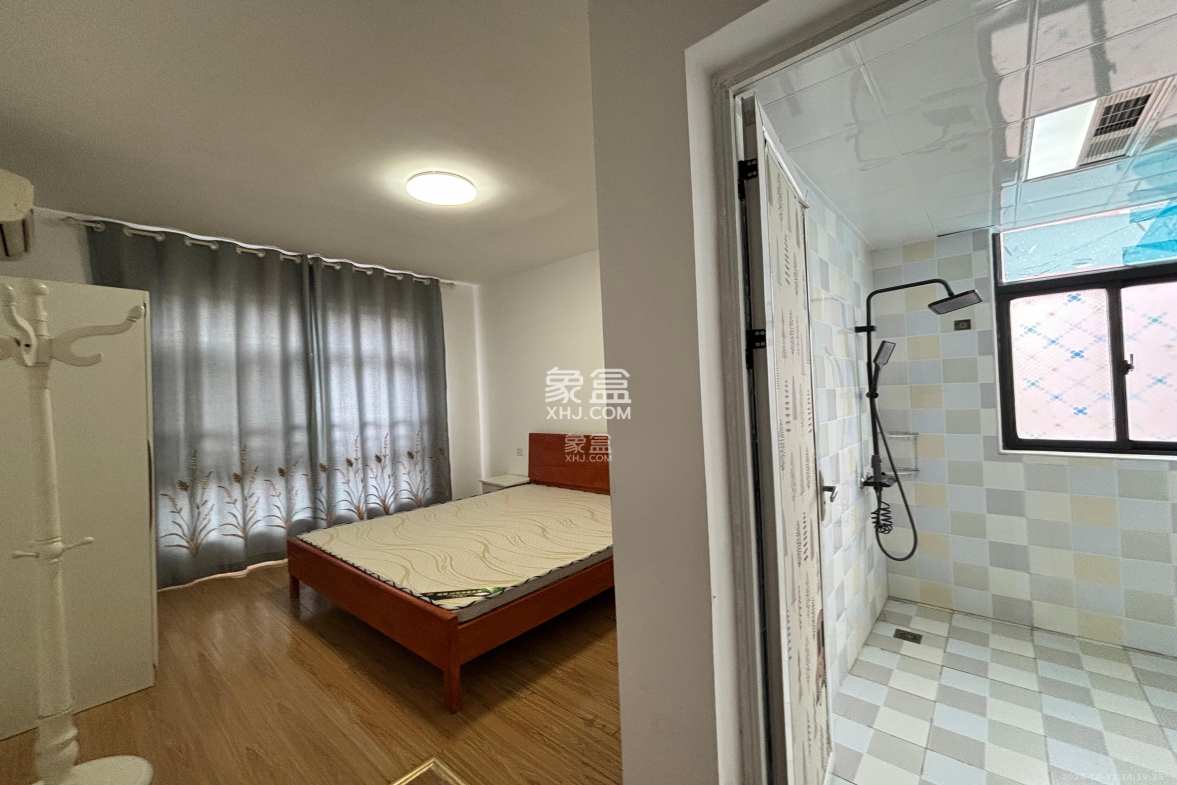 安泰嘉园(湘府邻伴) 3室2厅2卫 2500.0元/月 安泰嘉园(湘府邻伴) 3室2厅2卫 2500.0元/月室内图