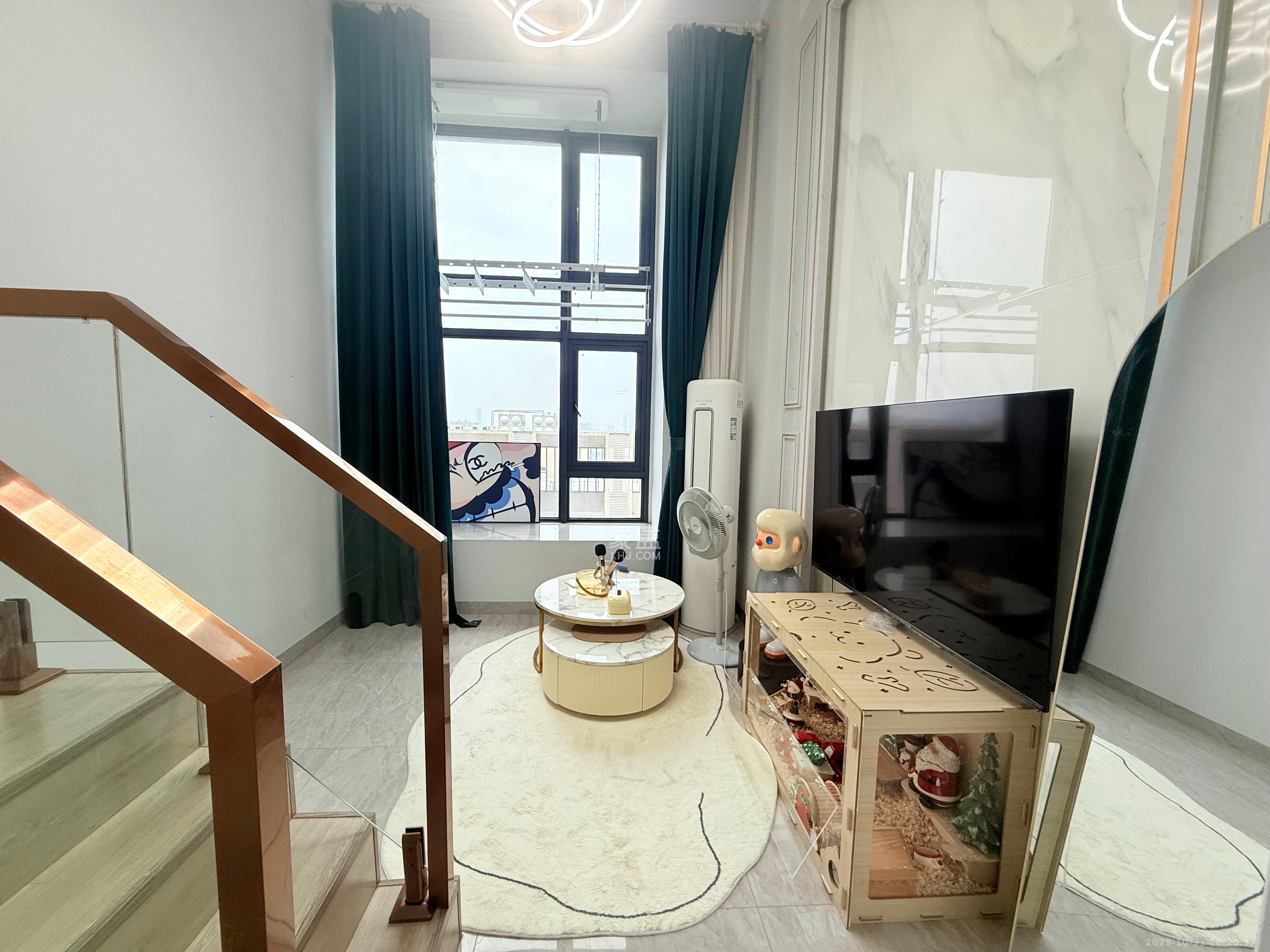 华润翡翠府  1室1厅1卫    2200.0元/月室内图