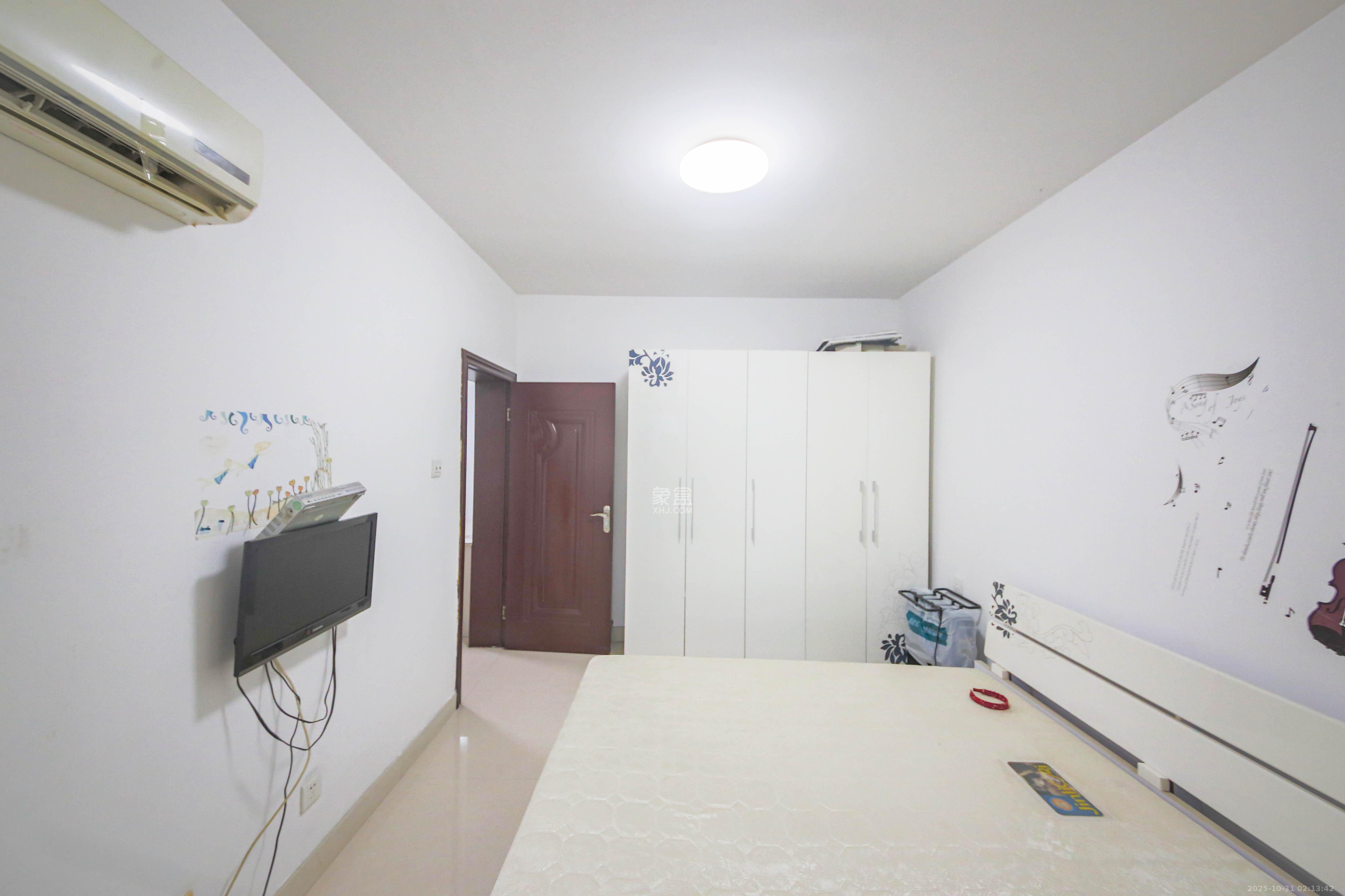 湘府东苑  2室2厅1卫    63.0万卧室