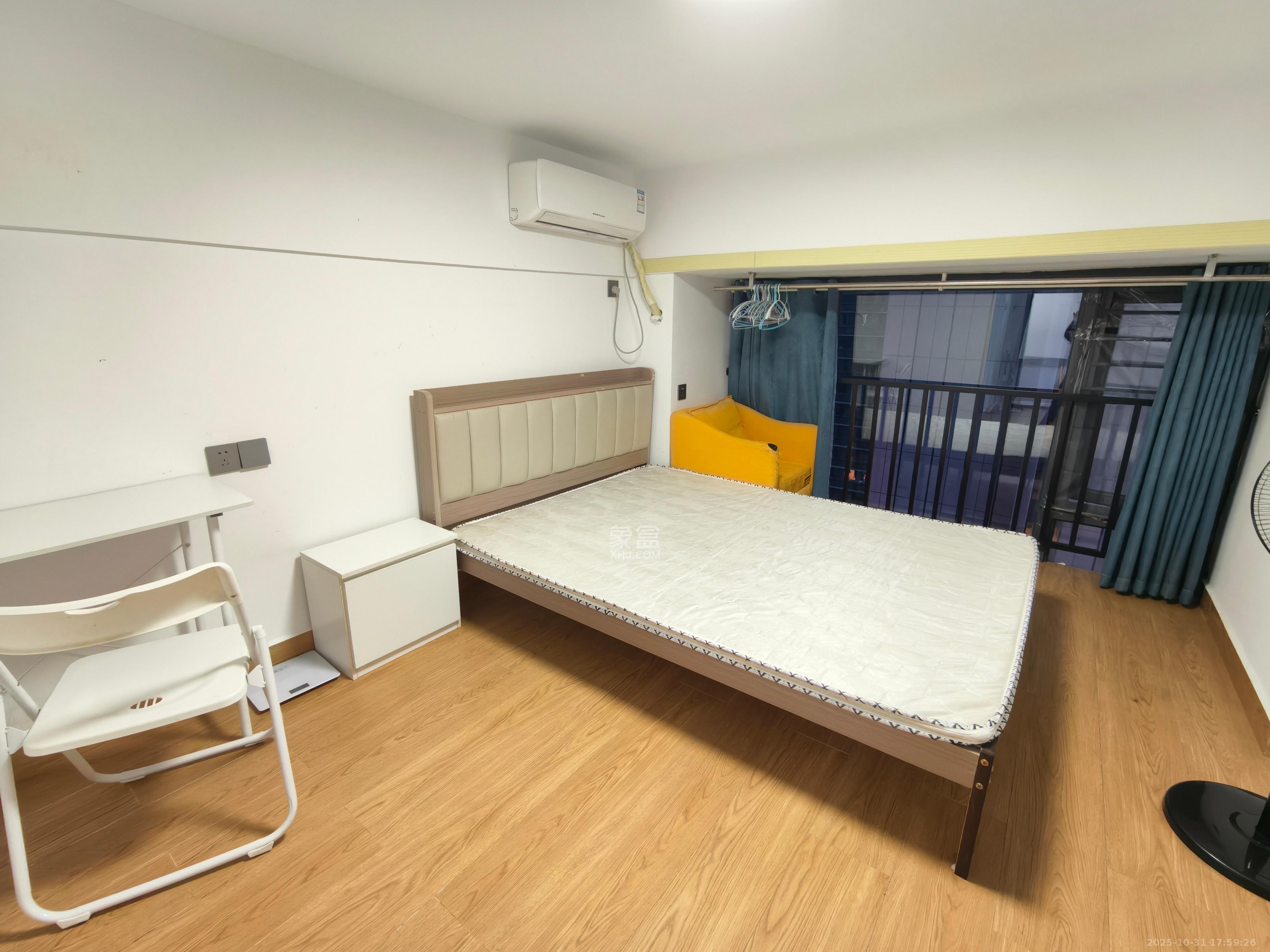 龙湖湘江星座（祺鑫星座公寓）  1室1厅1卫    1000.0元/月