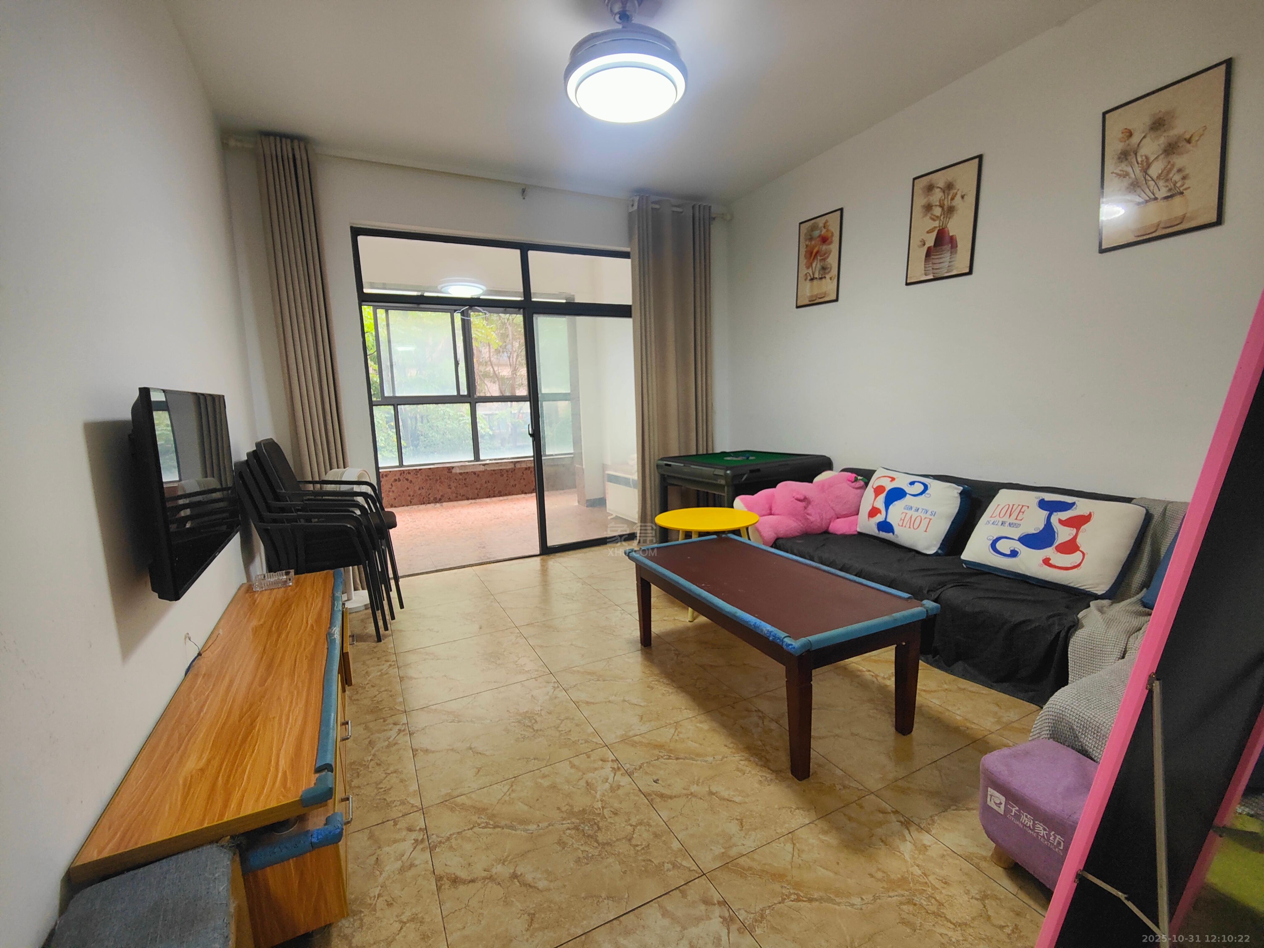 尚格名城香榭丽舍 2室2厅1卫 1400.0元/月 尚格名城香榭丽舍 2室2厅1卫 1400.0元/月室内图