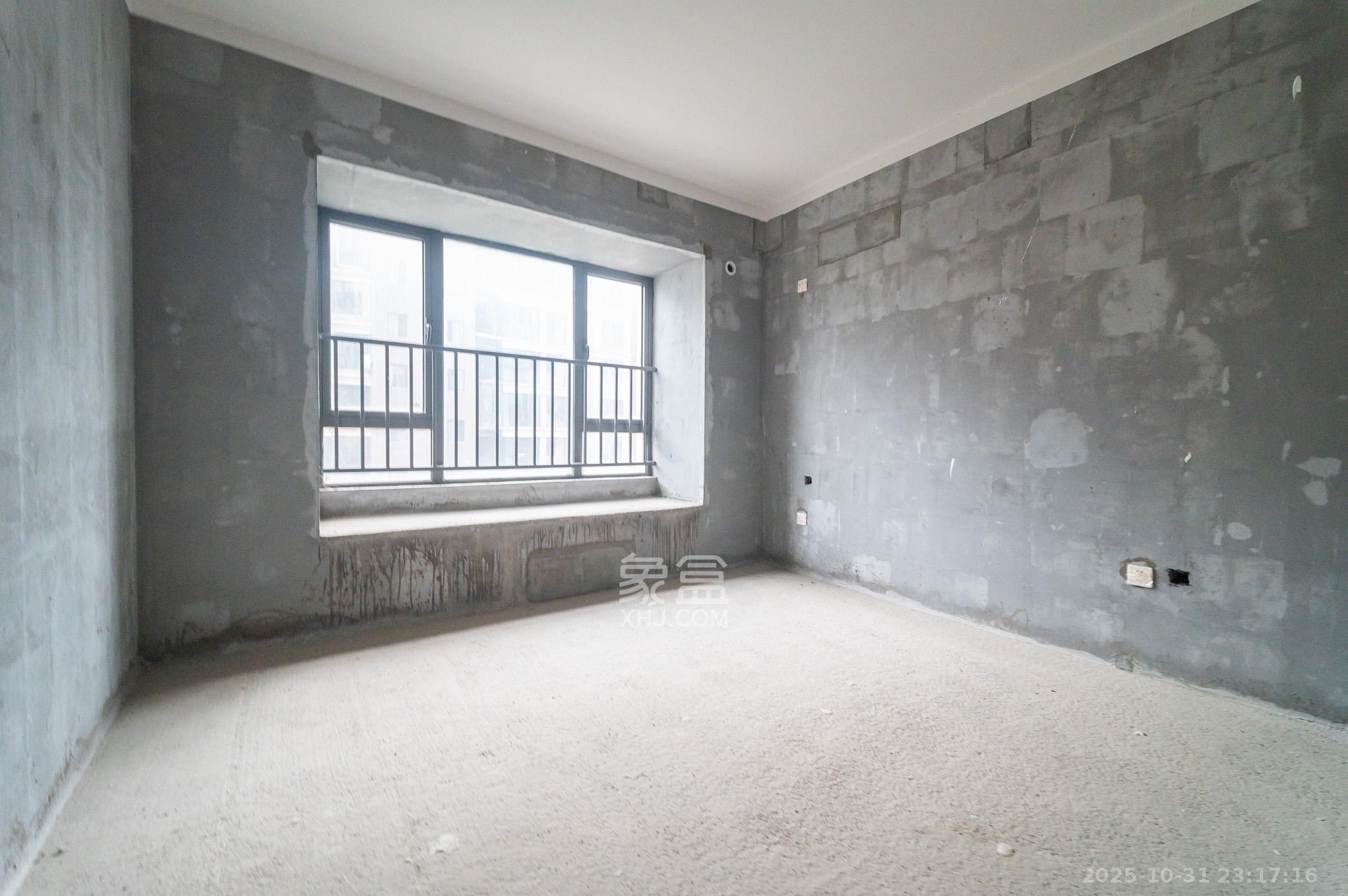 深业睿城  3室2厅2卫    116.0万 深业睿城  3室2厅2卫    116.0万其他