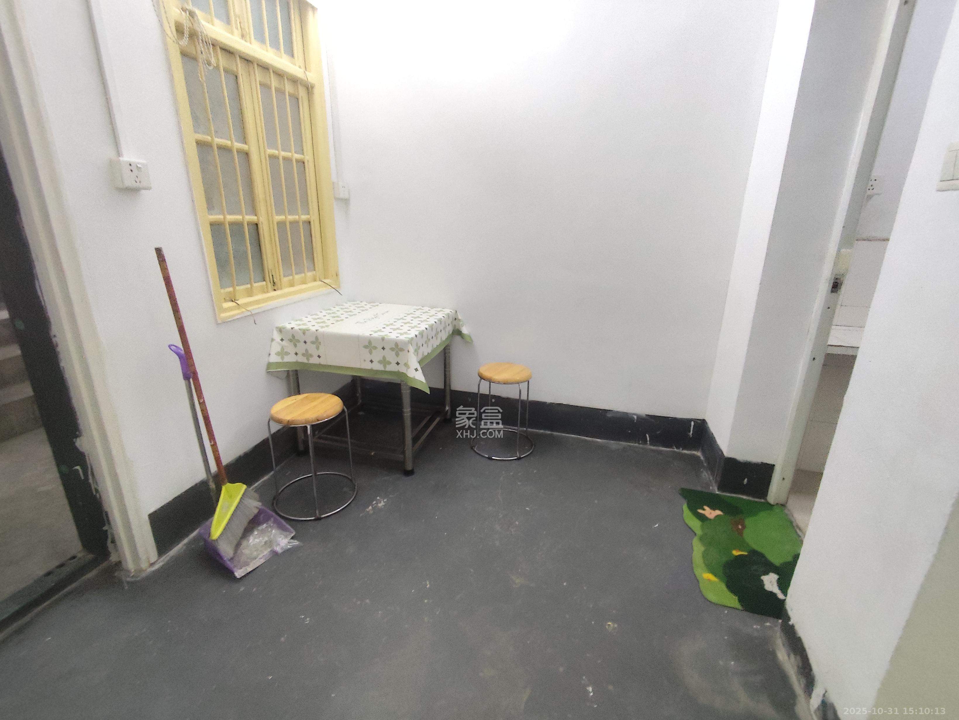 佘家塘、富雅里散盘  1室1厅1卫    950.0元/月