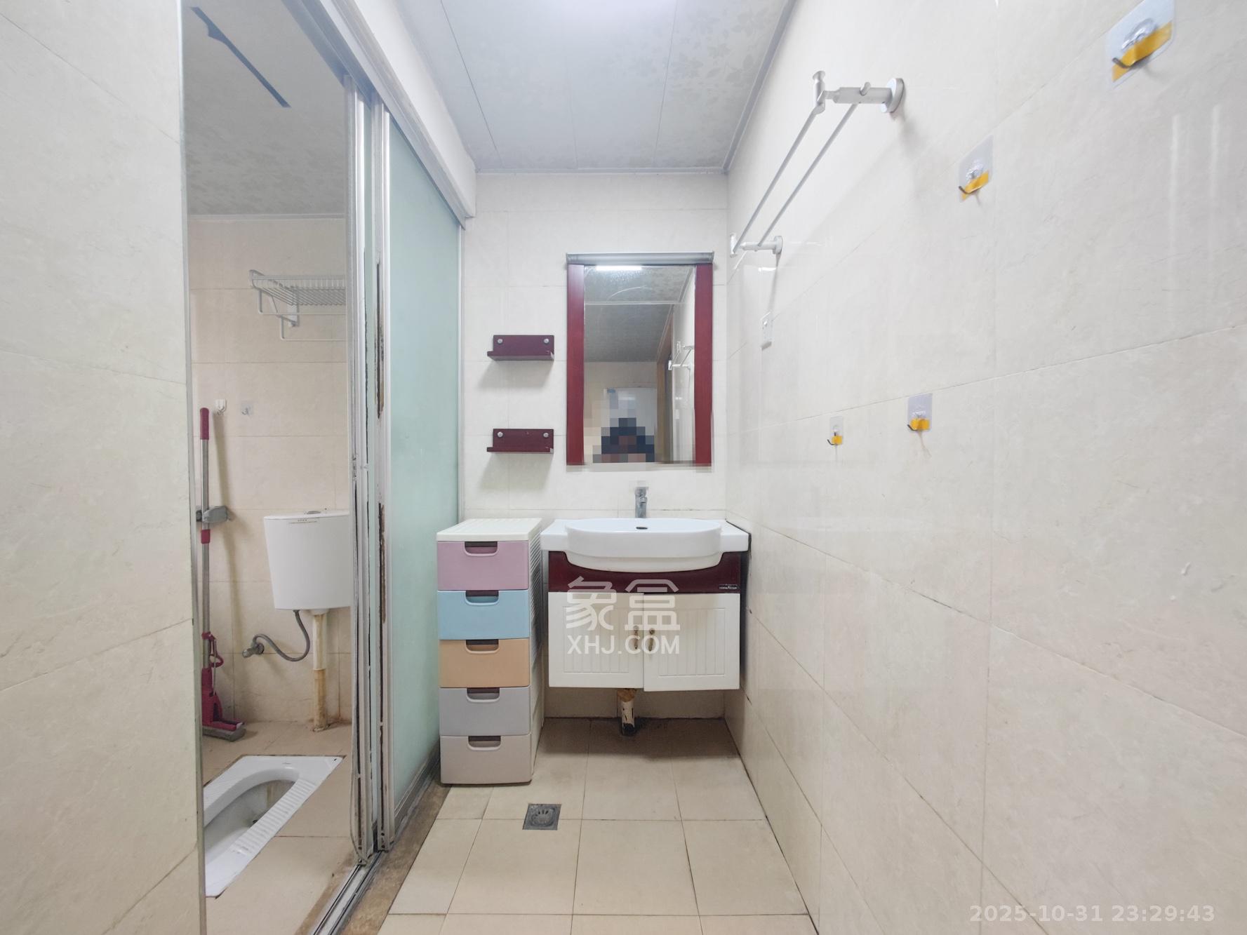 泰禹家园（彩云之翼家园一期、二期、三期）  4室2厅2卫    116.0万卫生间