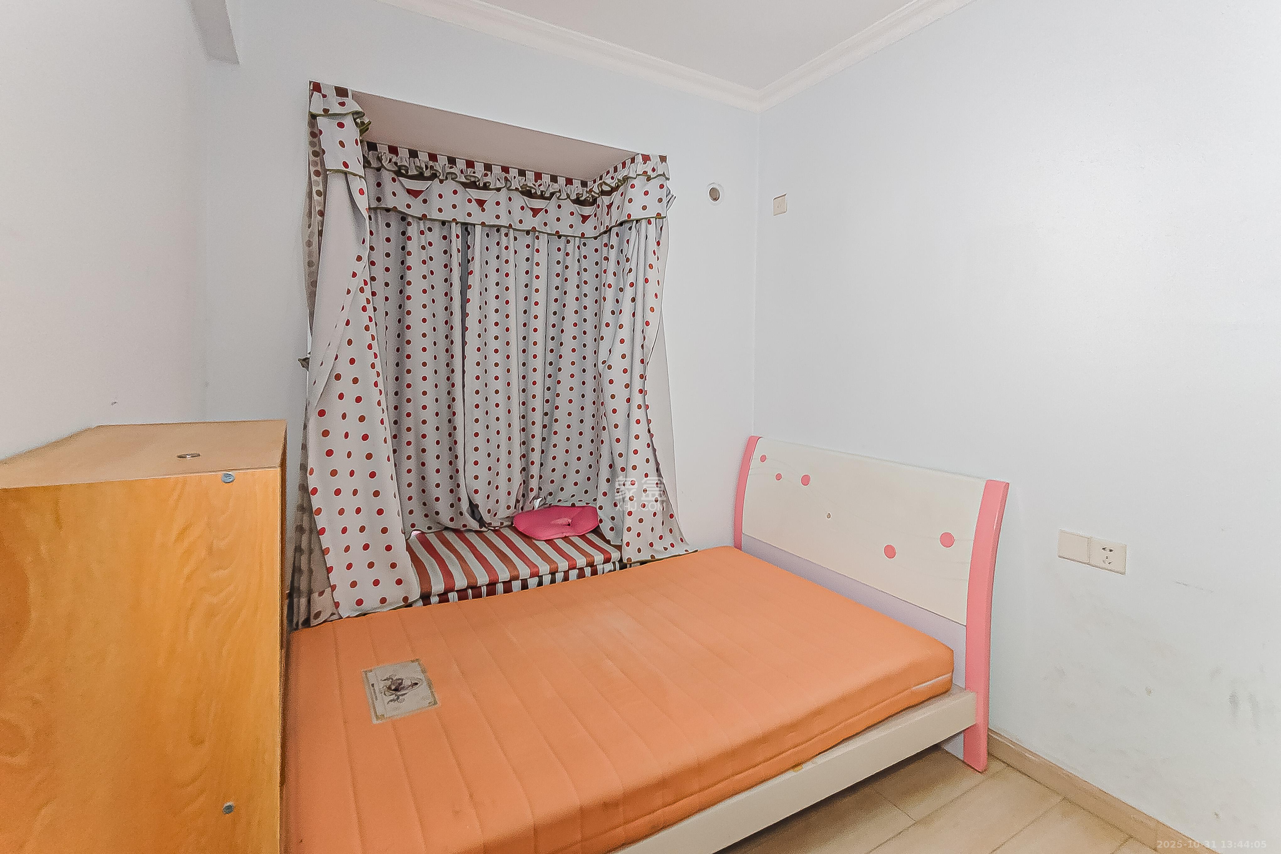 三力公寓（三力国际）  2室1厅1卫    49.8万卧室