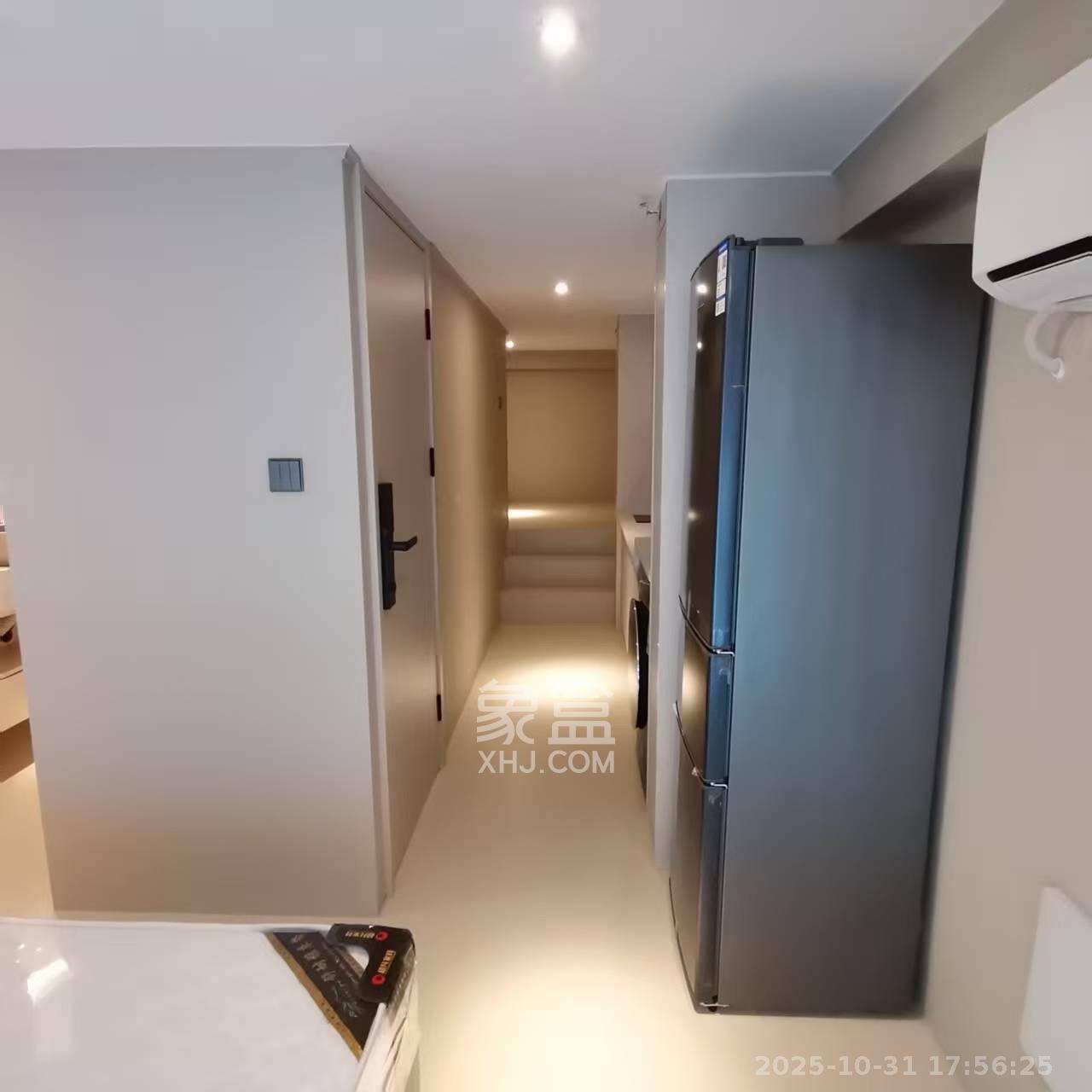 卓越中寰  1室1厅1卫    1500.0元/月室内图