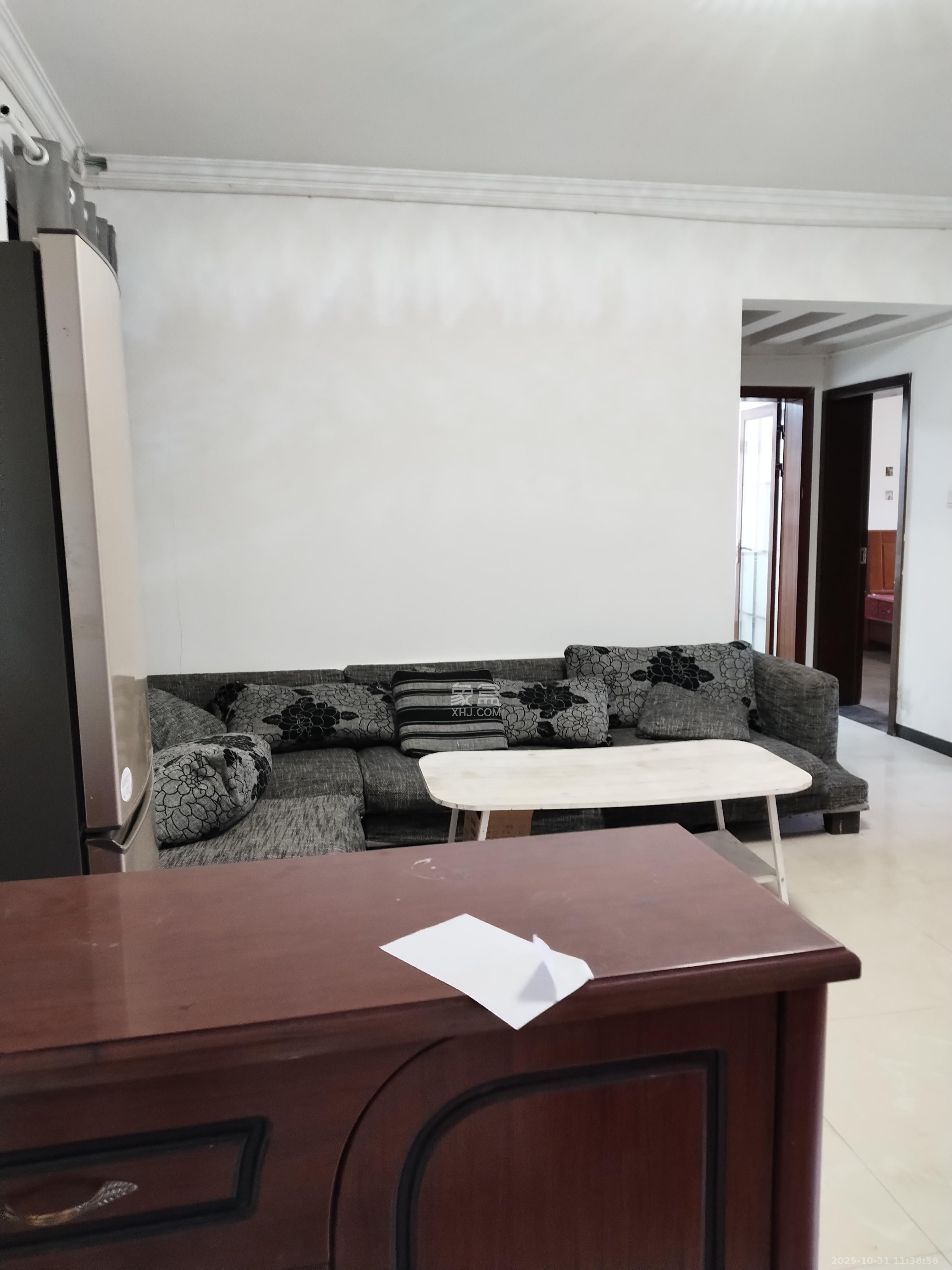 竹园公寓  3室2厅2卫    3000.0元/月 竹园公寓  3室2厅2卫    3000.0元/月室内图