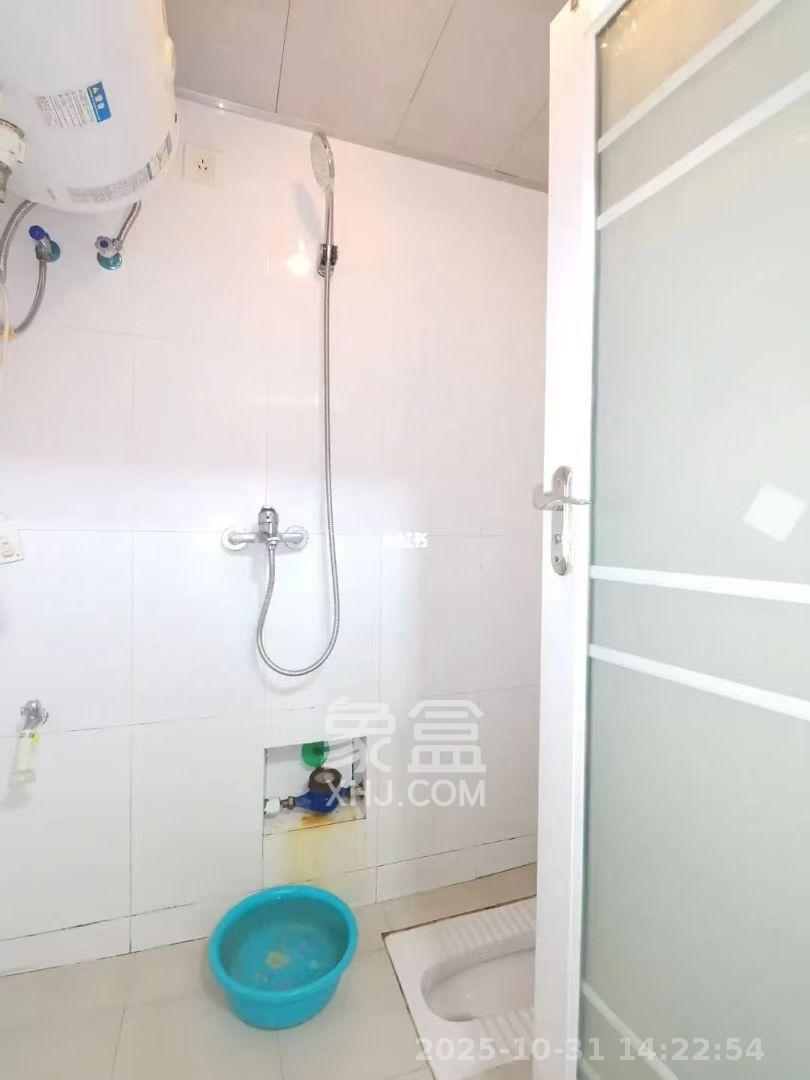 香麓丽舍  1室1厅1卫    1200.0元/月 香麓丽舍  1室1厅1卫    1200.0元/月室内图