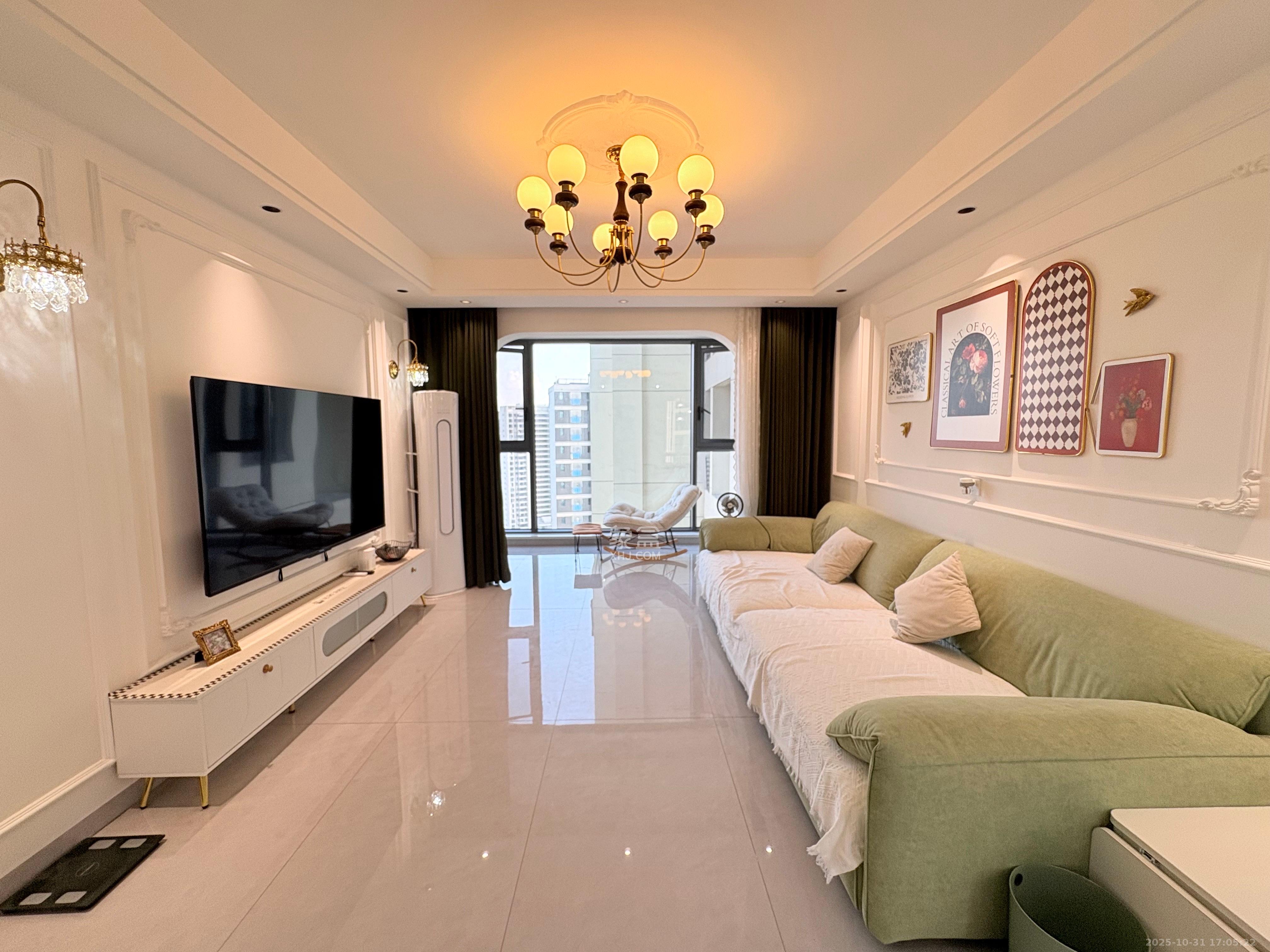 珑璟学府  3室2厅1卫    3000.0元/月室内图