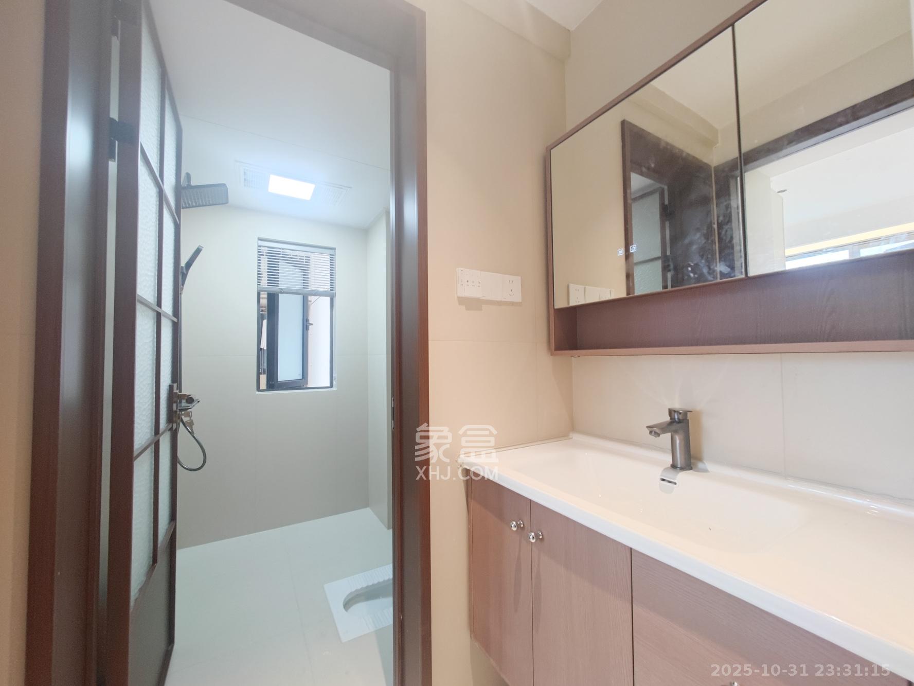 合能枫丹丽舍（柏悦名苑)  1室0厅0卫    119.0万卫生间